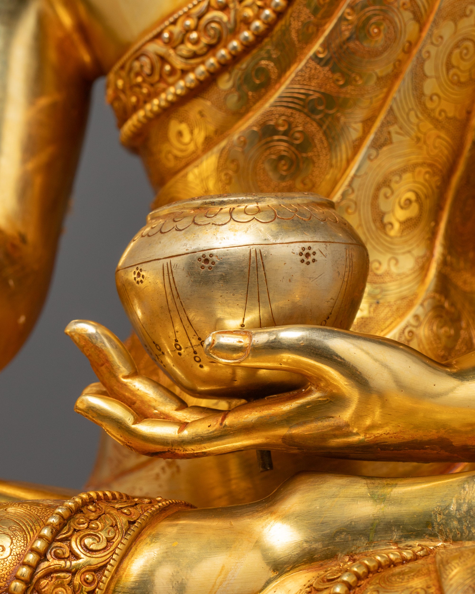 Beautiful Shakyamuni Buddha Statue | Traditional Nepalese Handmade