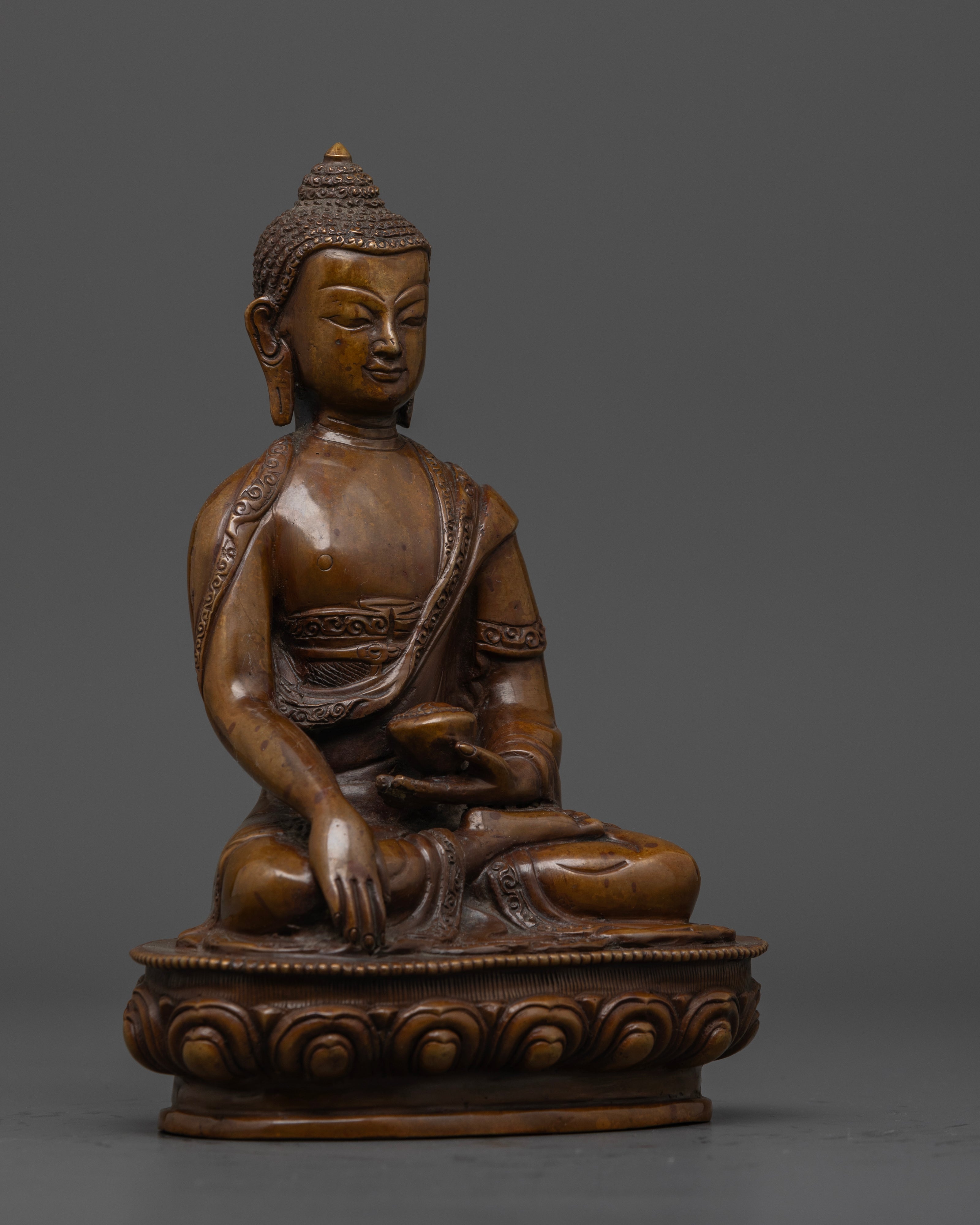 Oxidized Shakyamuni Buddha Statue | Mindfulness and Meditation