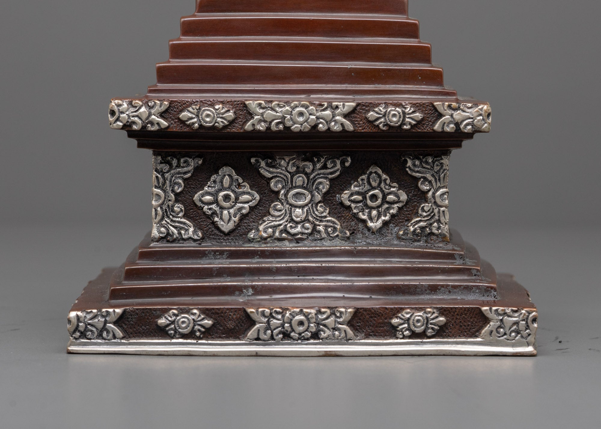 Oxidized Copper Shakyamuni Buddha Stupa | Silver-Plating Finishing