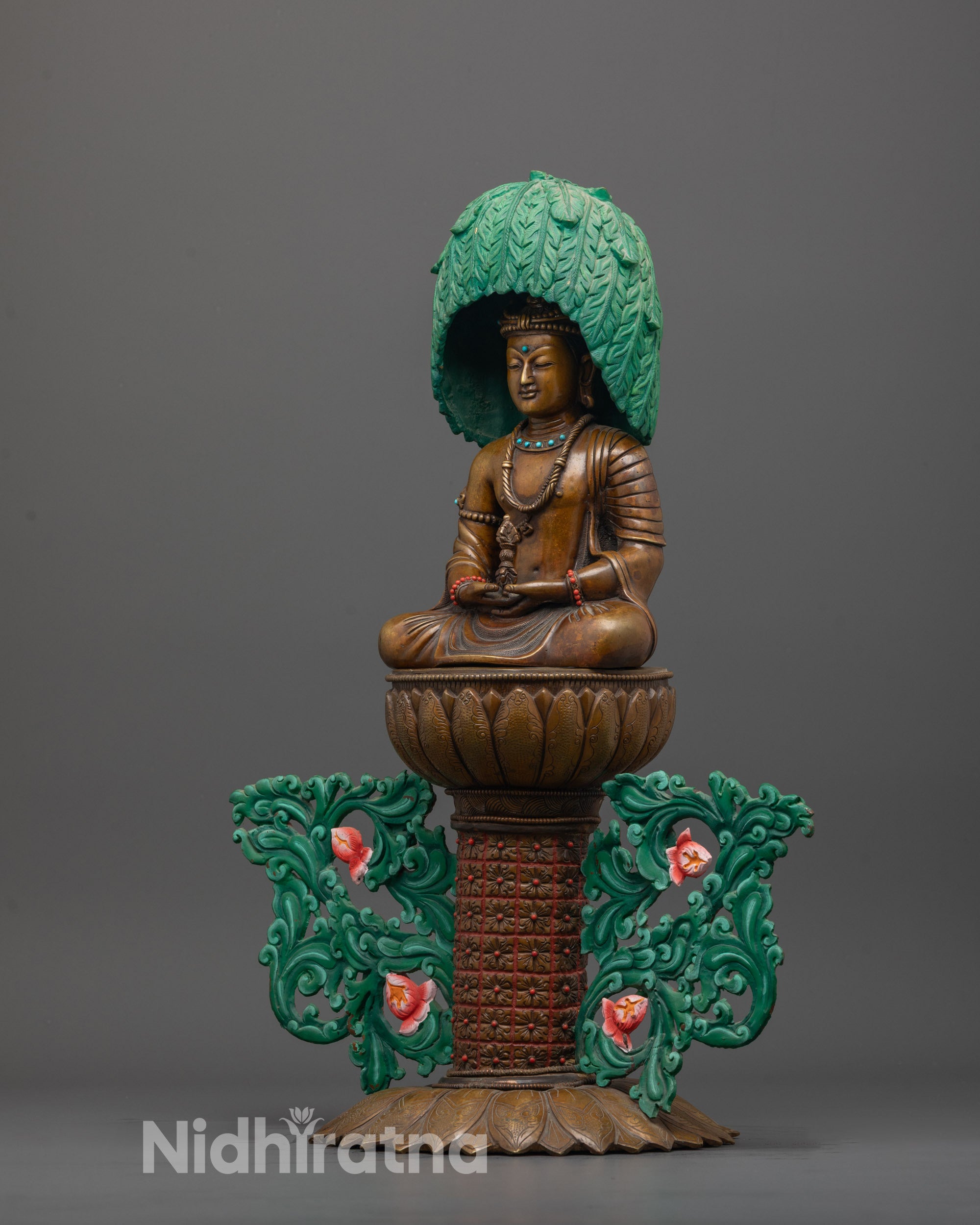 Japanese Mitrugpa Statue | A Testament to Sacred Craftsmanship
