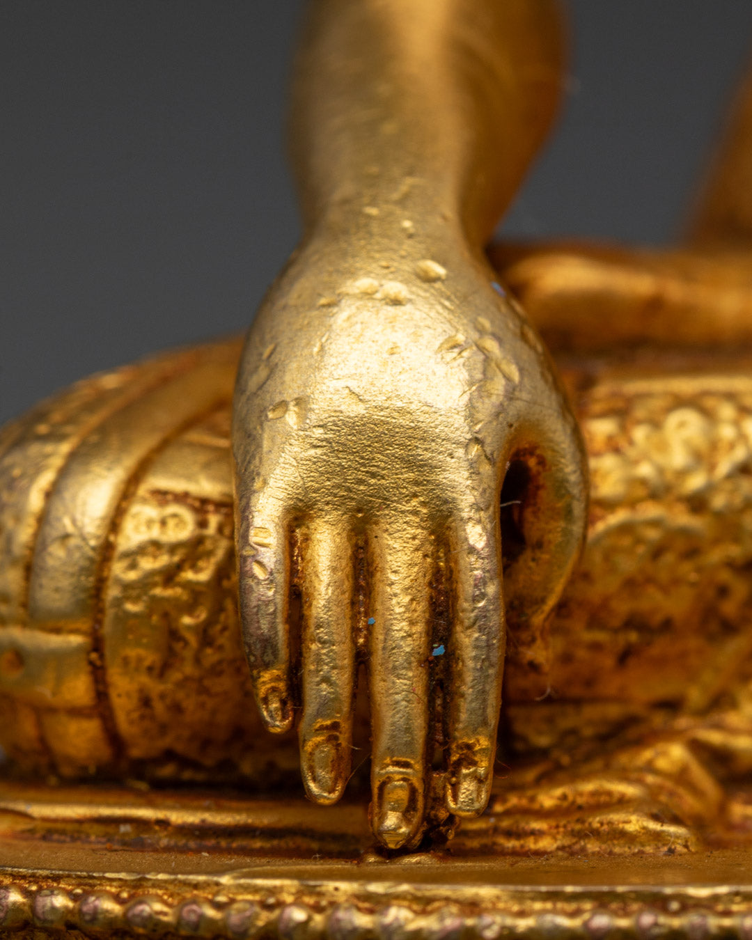 Shakyamuni Buddha Statue for Peaceful Home Decor