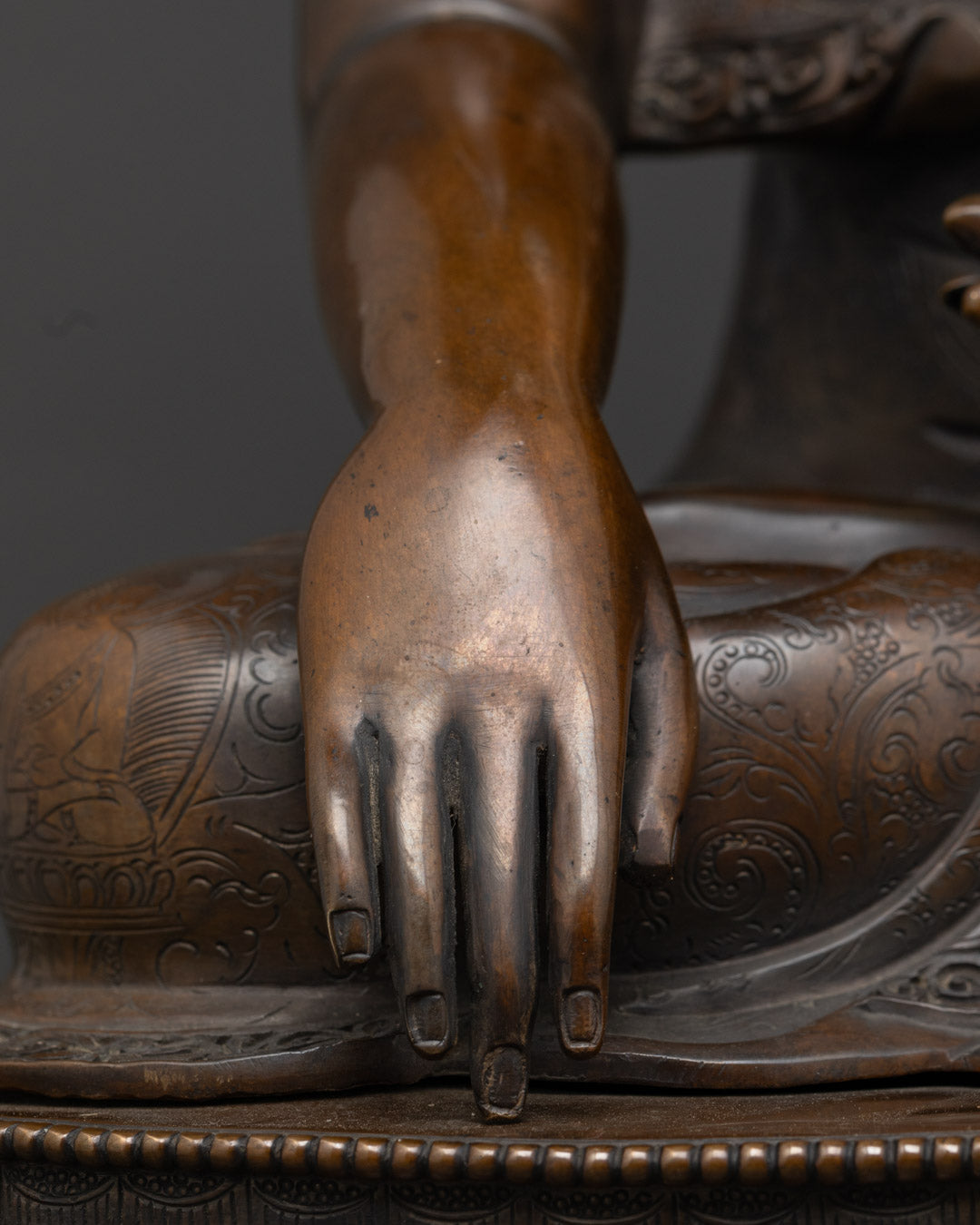 Traditional Shakyamuni Buddha Statue | Oxidized Copper Statue