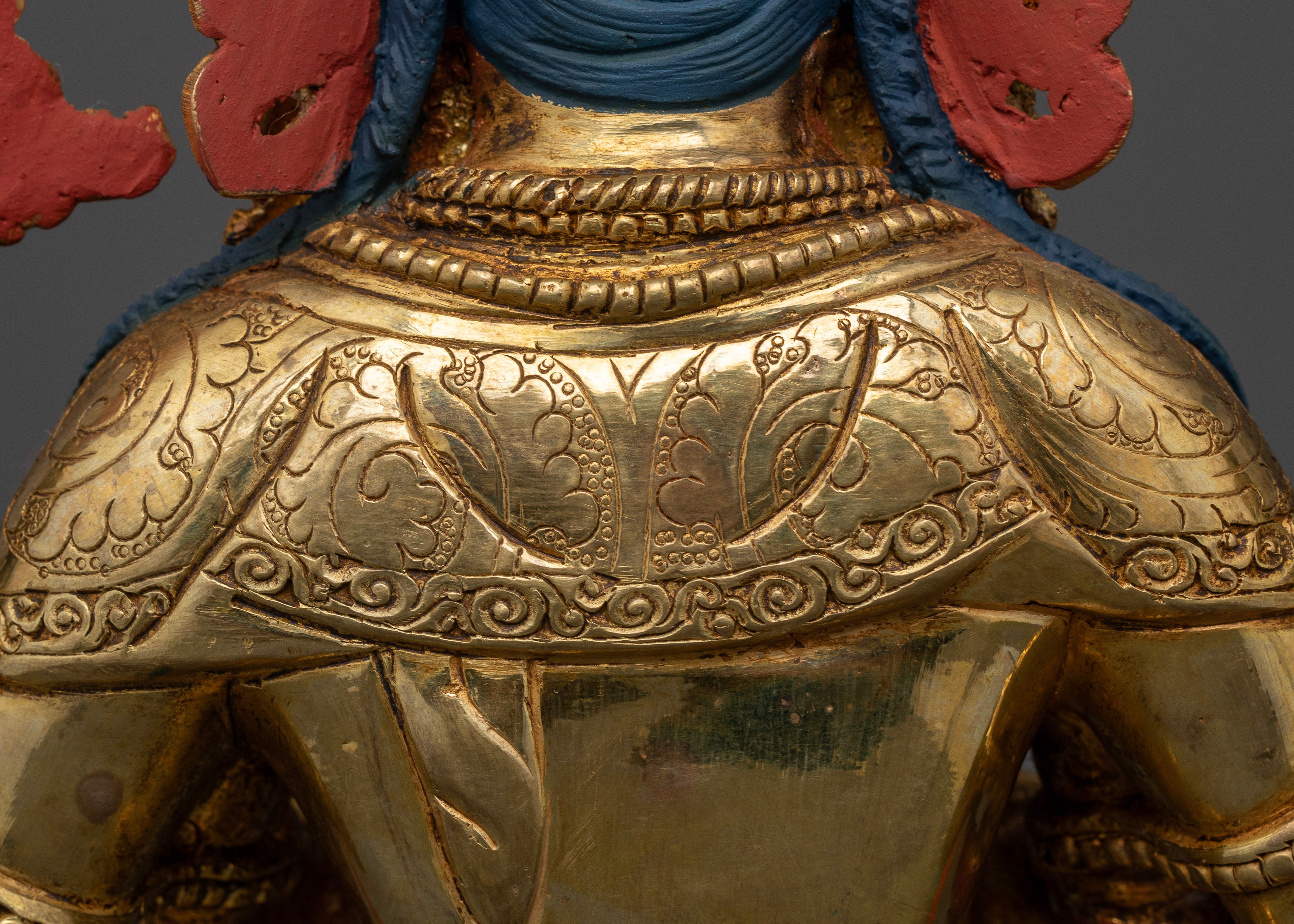 Embrace Compassionate Wisdom: Four-Armed Chenrezig Avalokiteshvara Statues for Spiritual Enlightenment