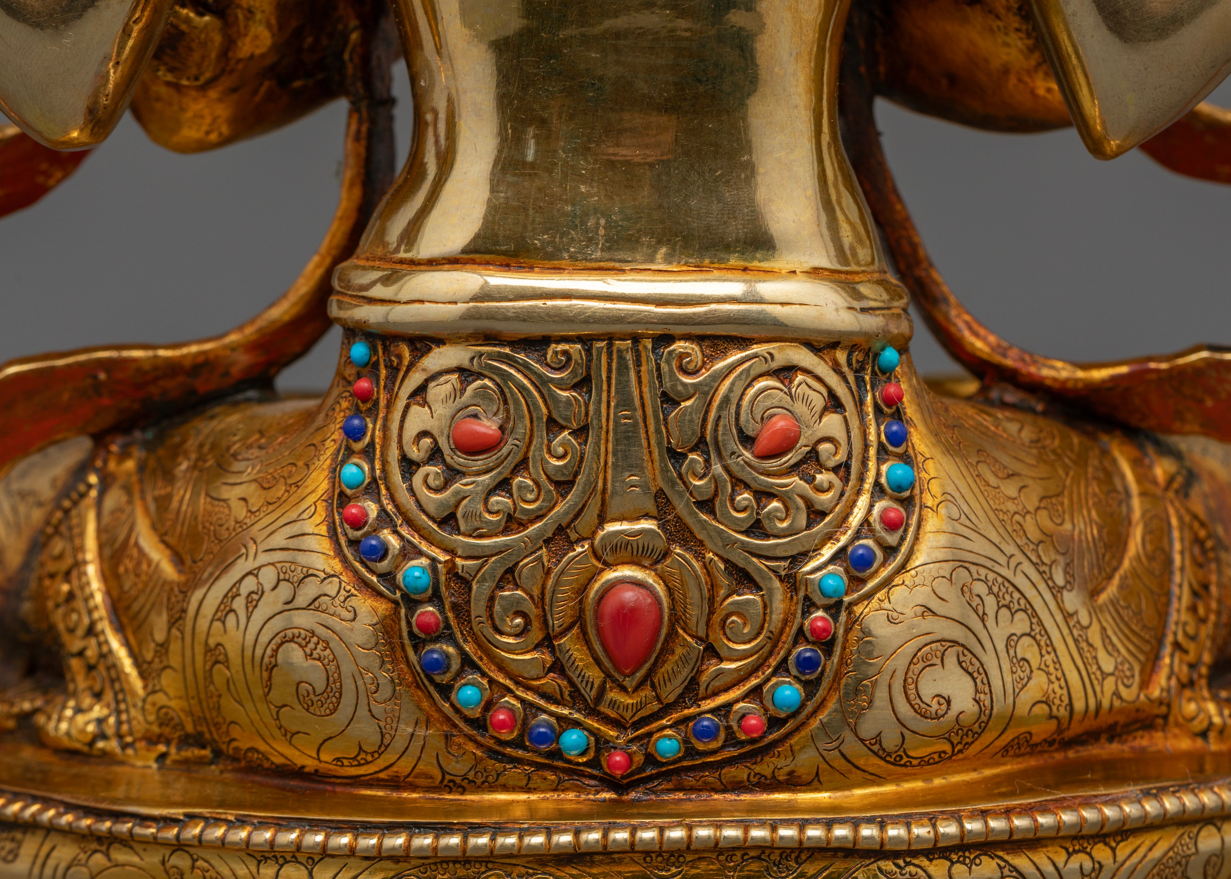 Chenrezig Statue: Icons of Peace and Kindness