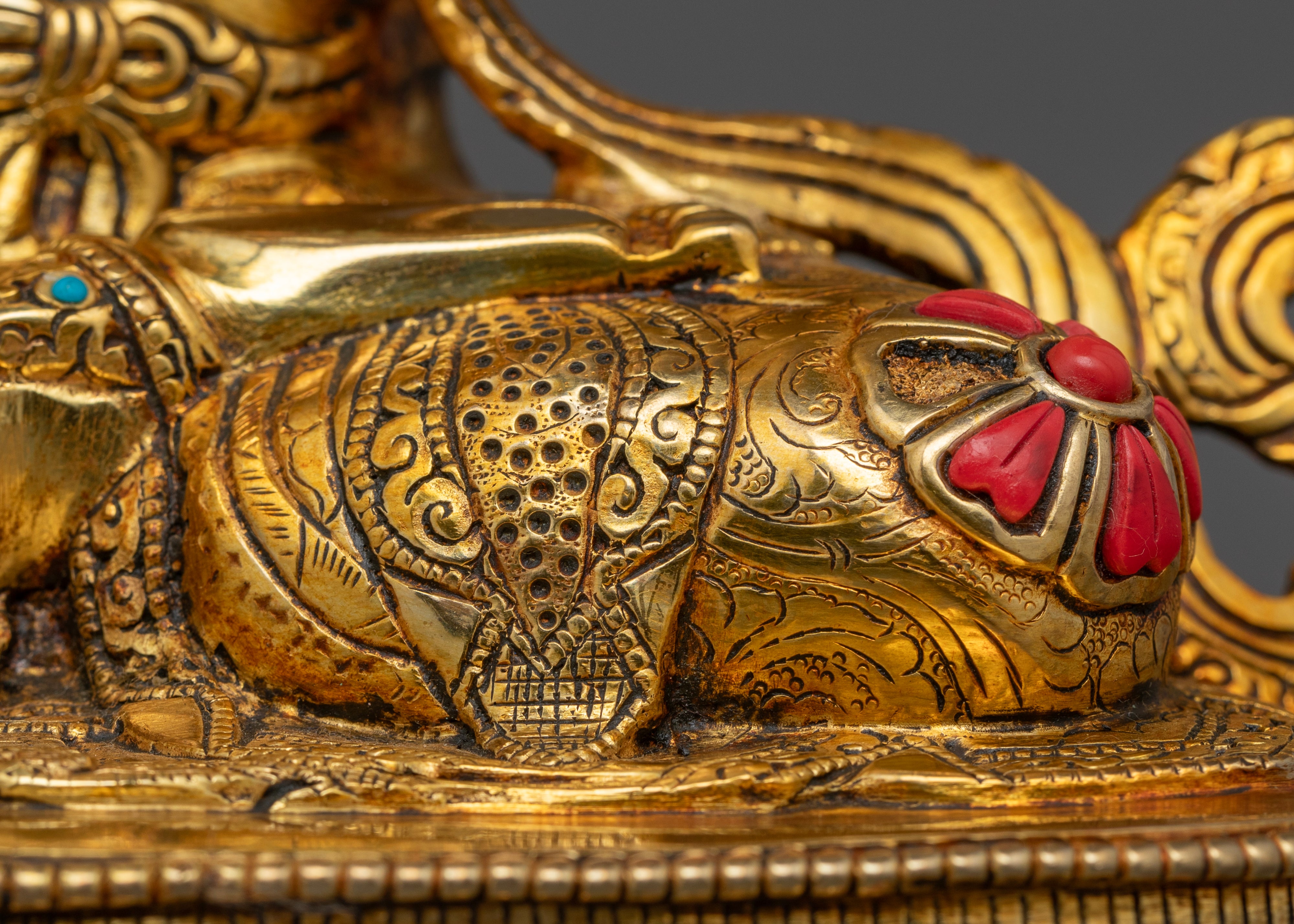 Chenrezig Statue: Icons of Peace and Kindness