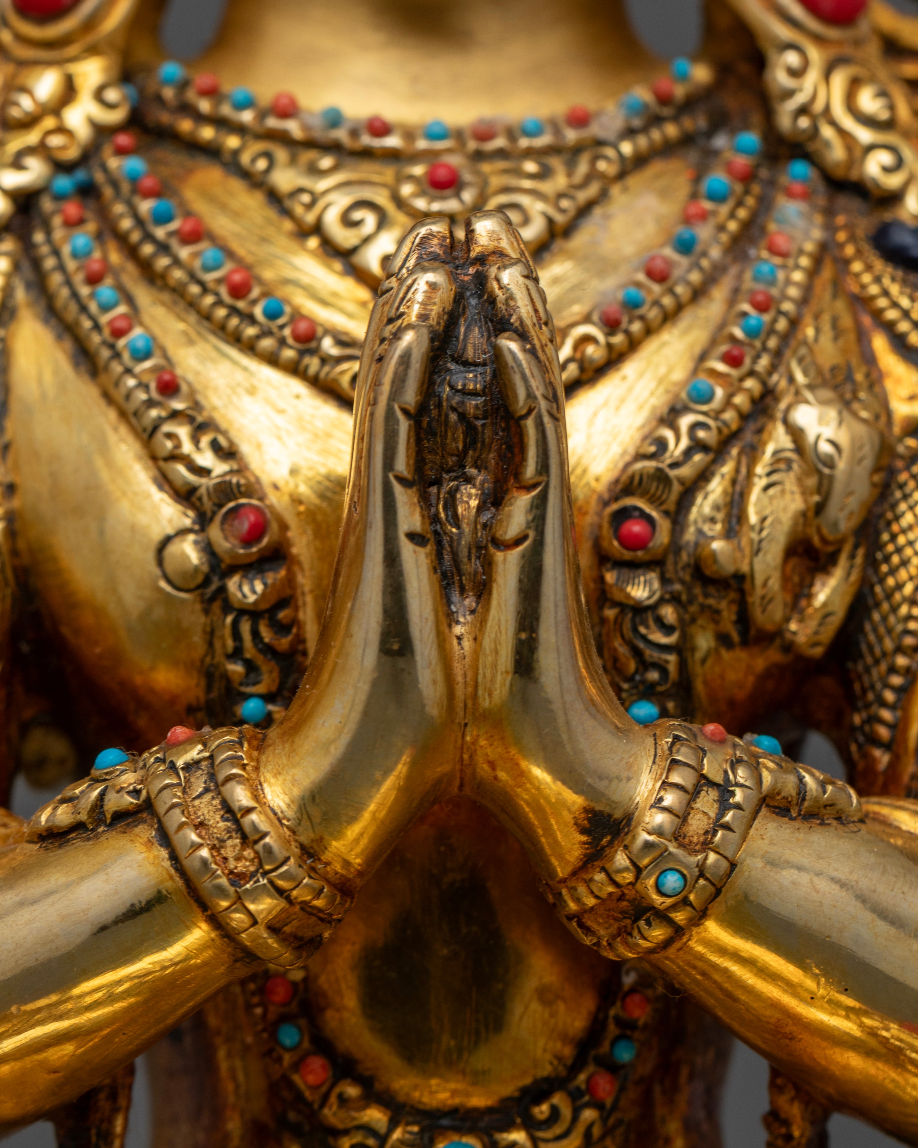 Chenrezig Statue: Icons of Peace and Kindness