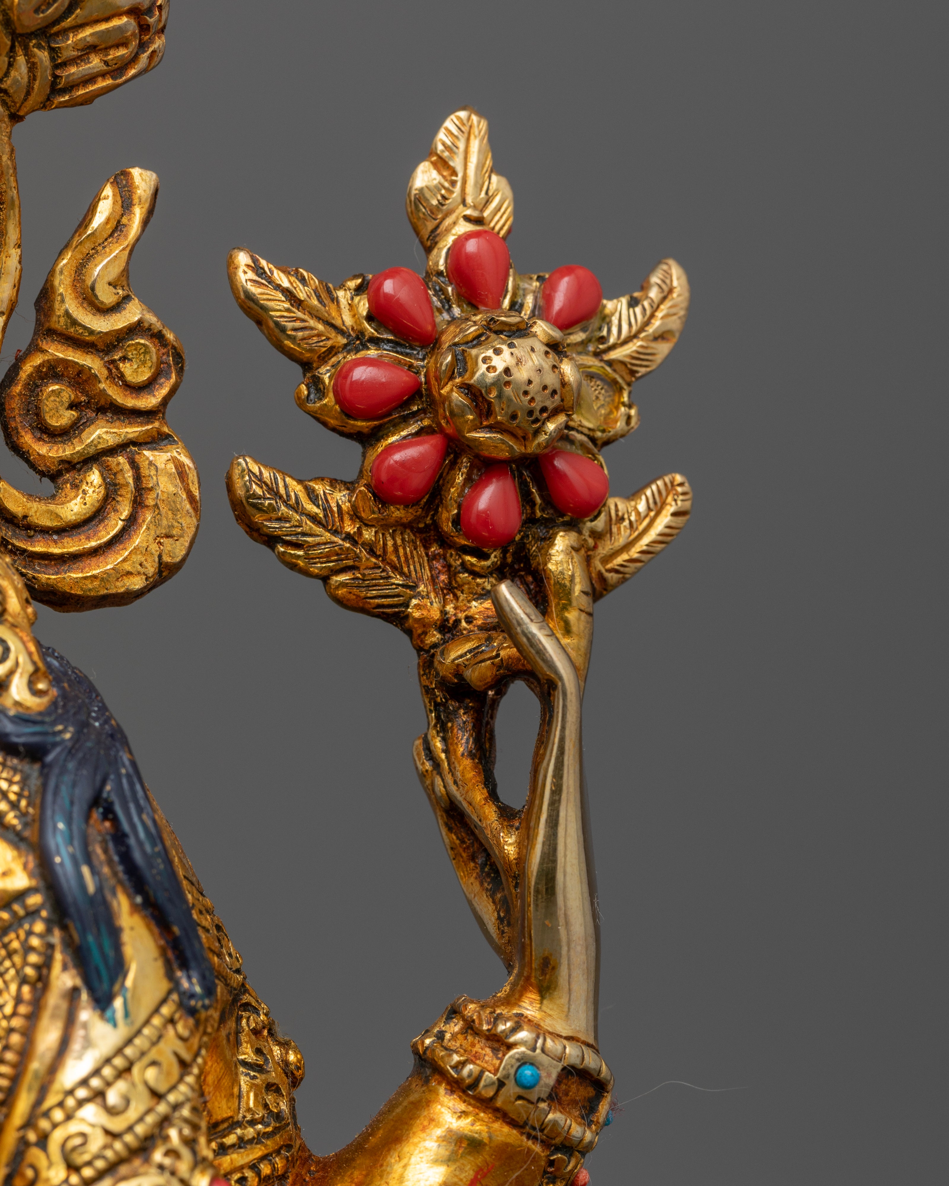 Chenrezig Statue: Icons of Peace and Kindness