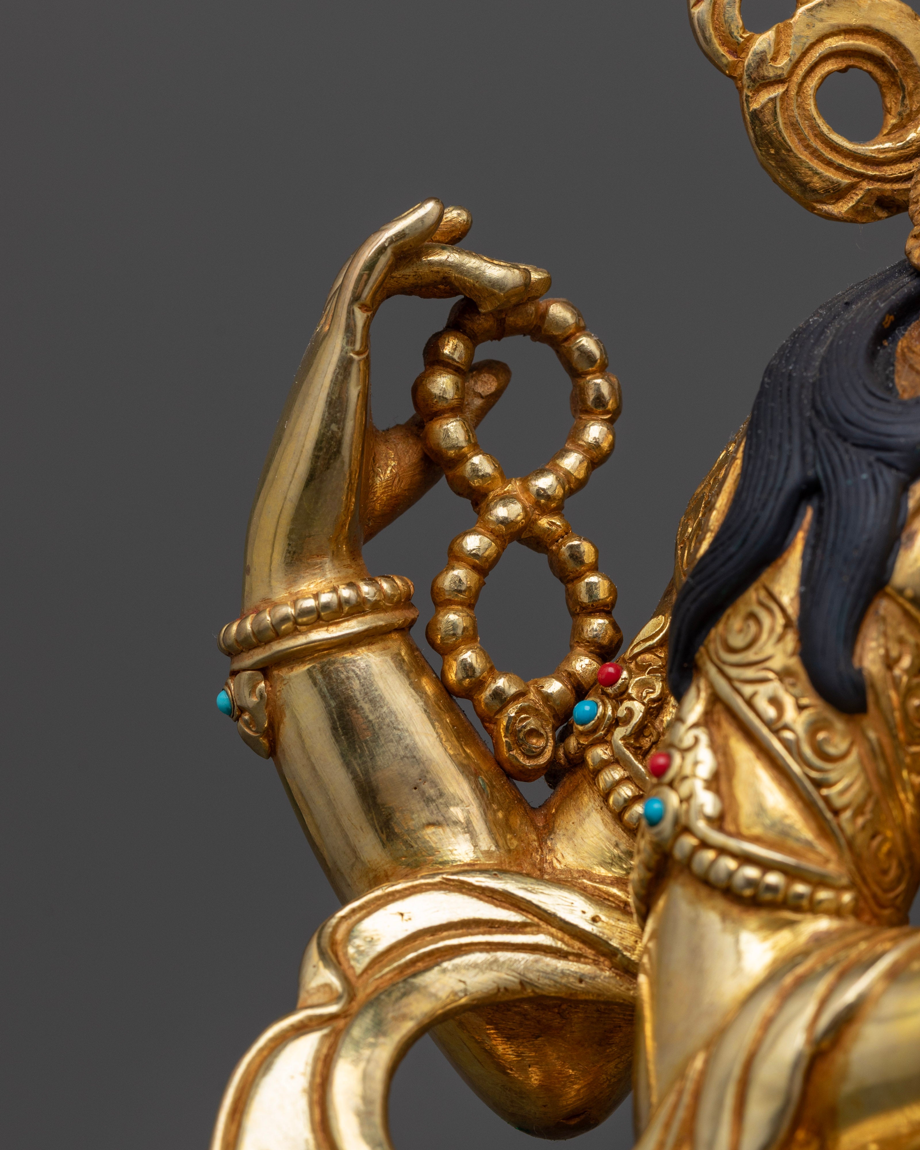 Chenrezig Statue: A Symbol of Universal Compassion