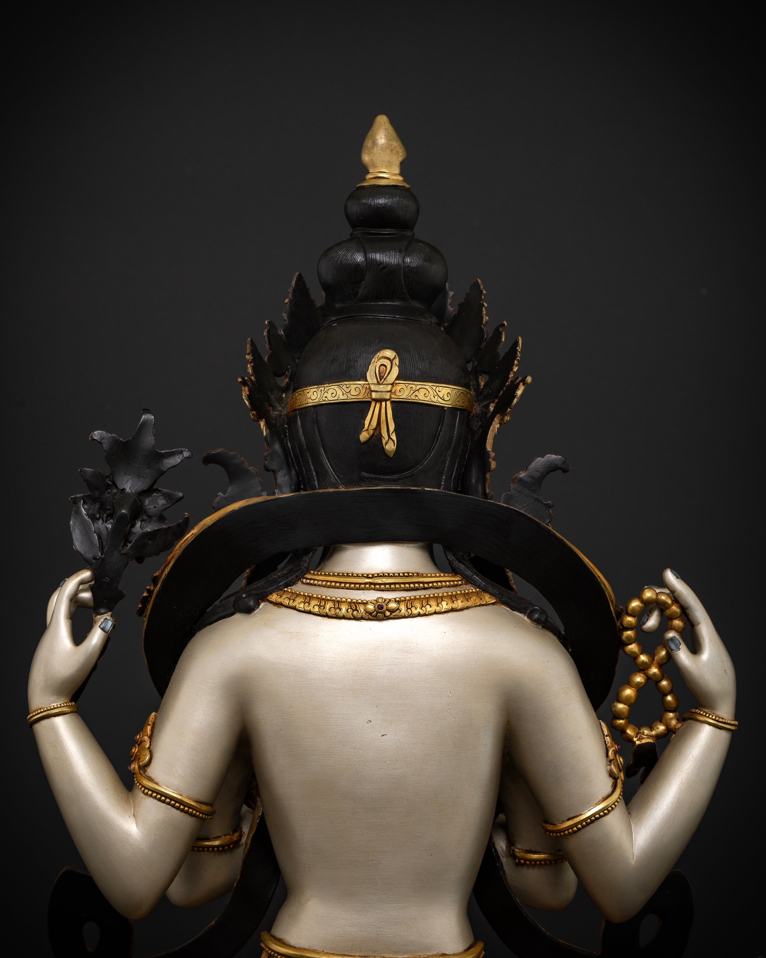 Serene-Faced Chenrezig: The Embodiment of Infinite Compassion