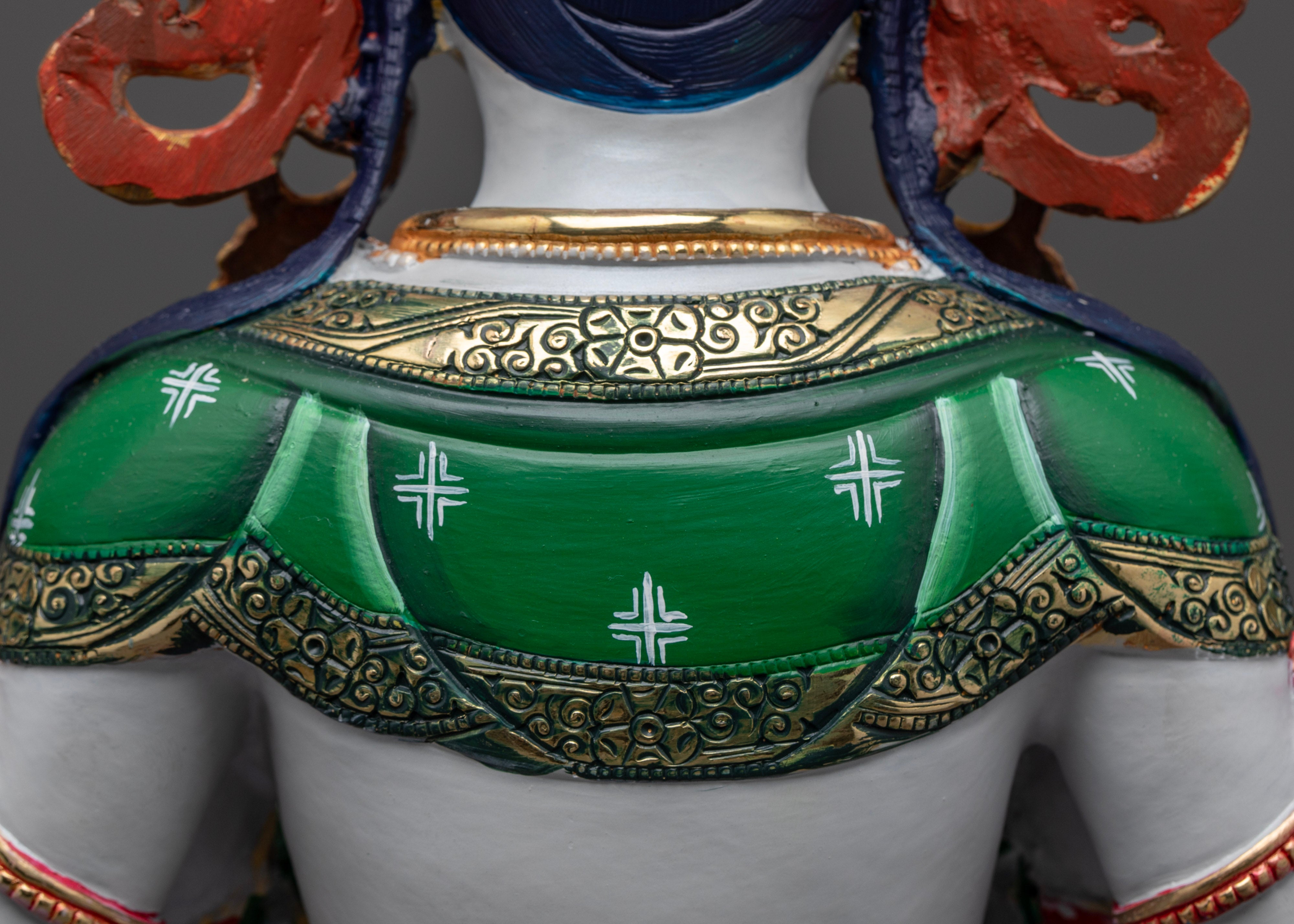 Chenrezig Statue: Embodiment of Universal Compassion