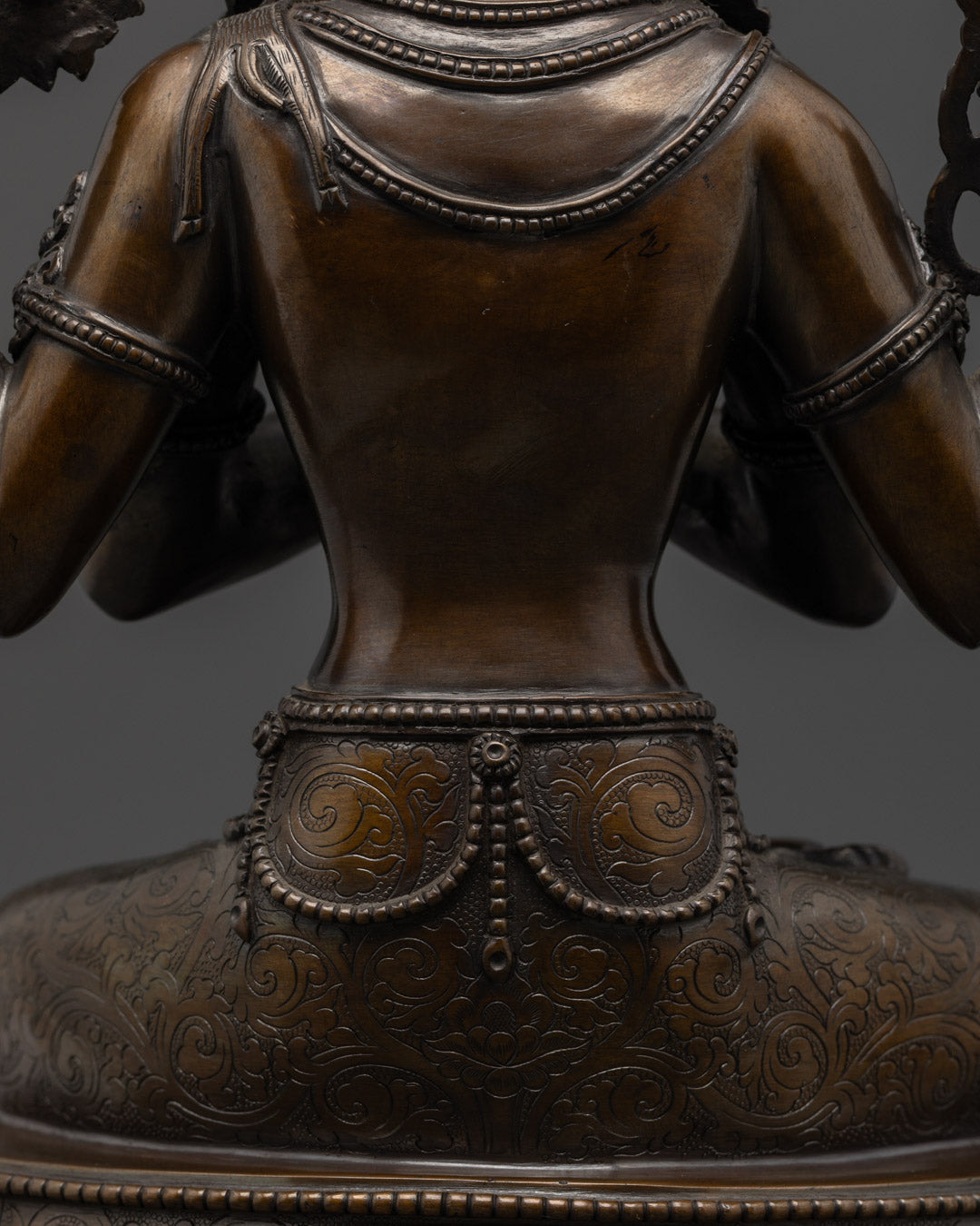 Tibetan Chenrezig Statue | Four-Armed Avalokiteshvara