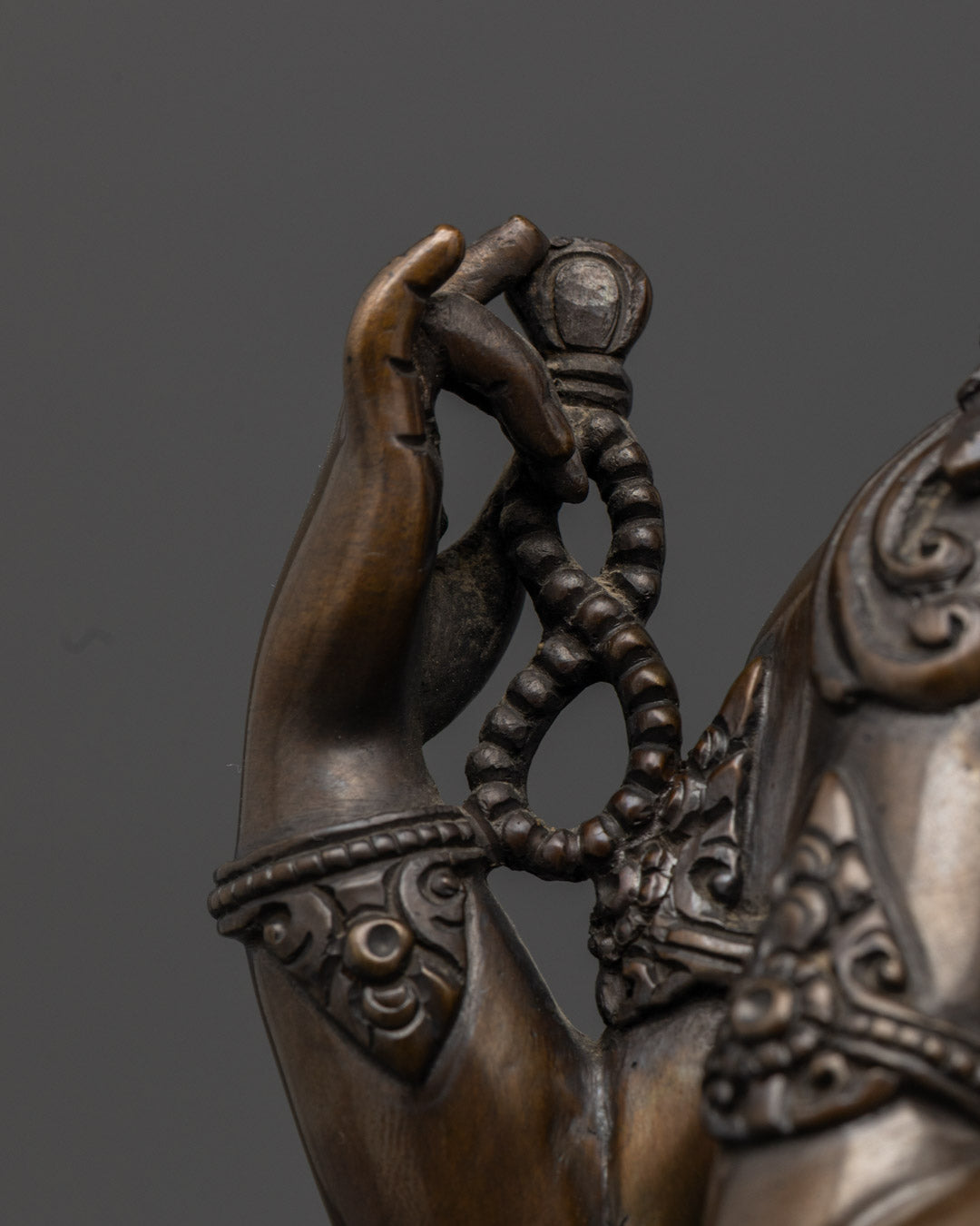 Tibetan Chenrezig Statue | Four-Armed Avalokiteshvara