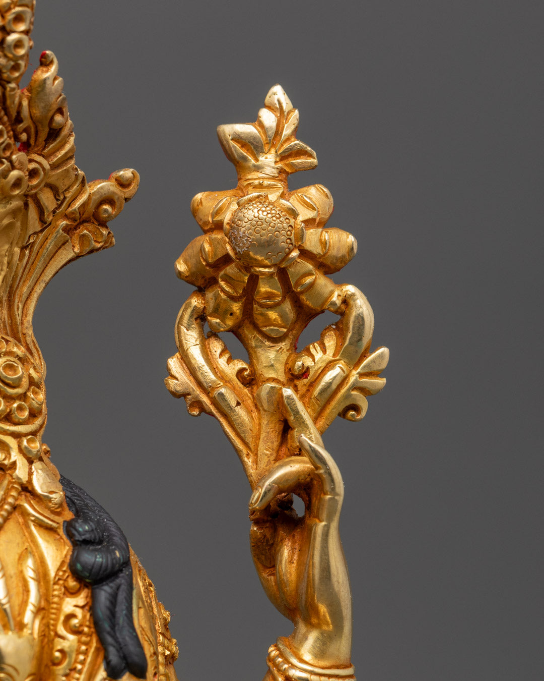 24K Gold Chenrezig Statue | Avalokiteshvara Hand-Carved Statue