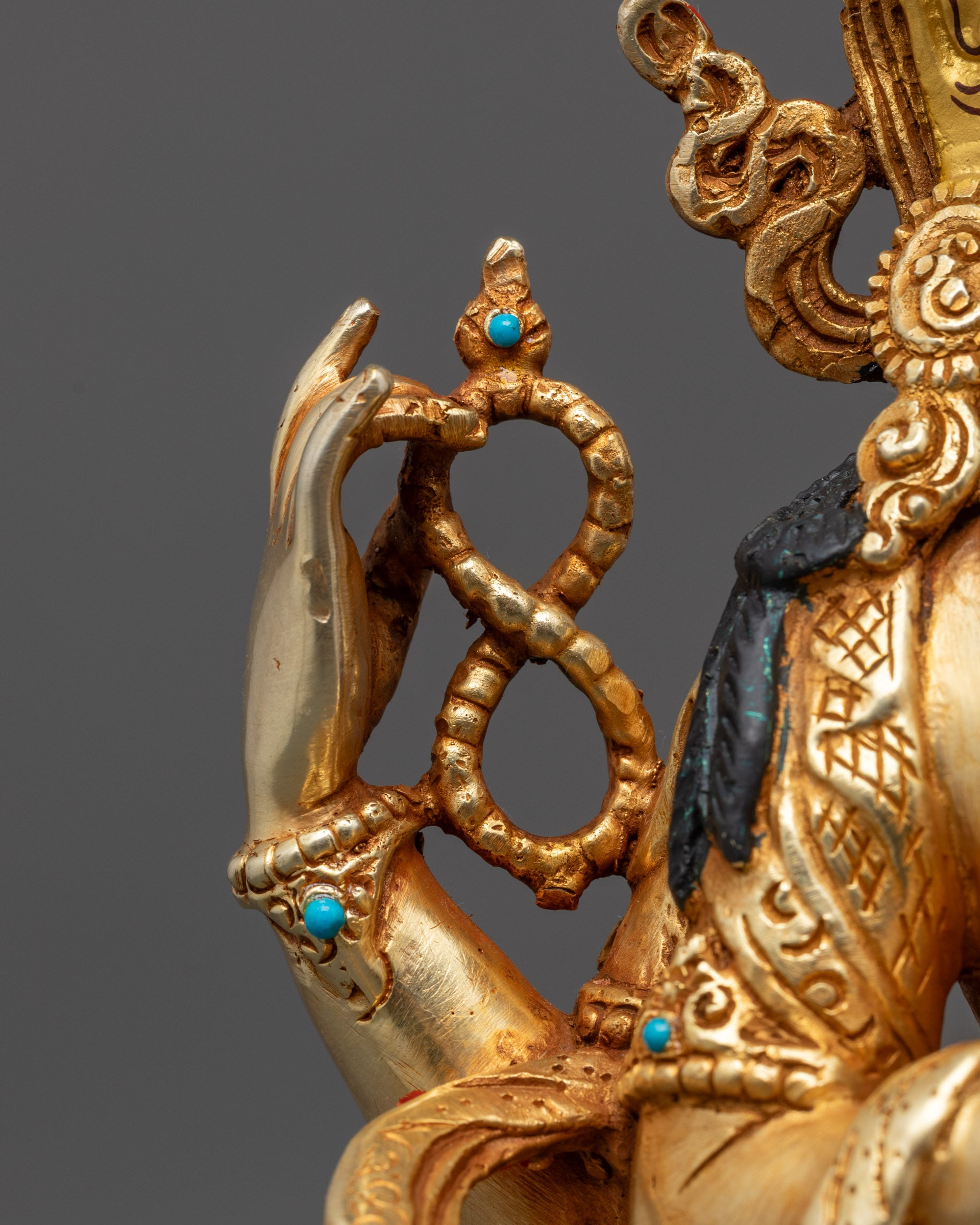 Nepalese Chenrezig Statue | Traditional Lost-Wax Method Artwork