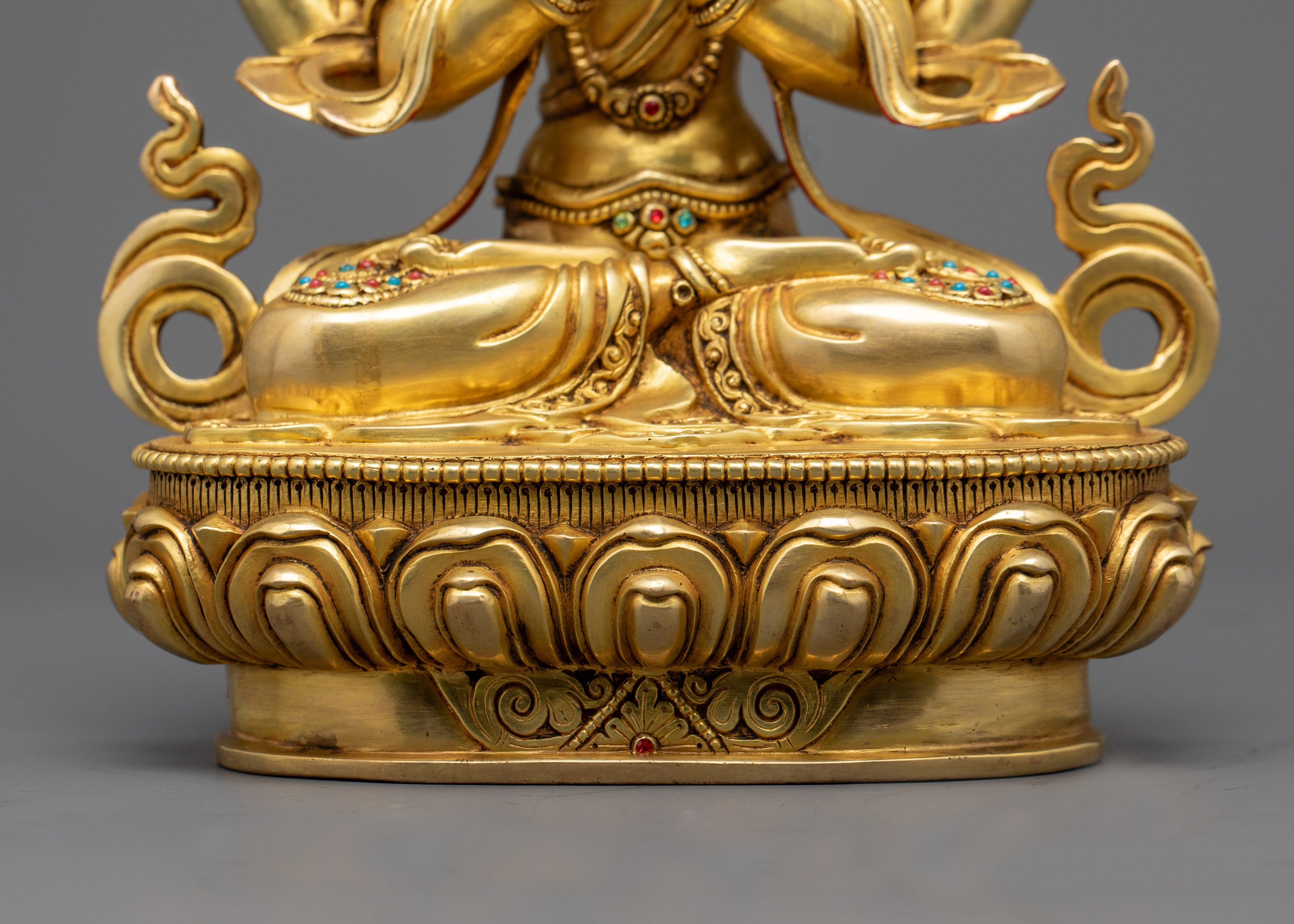 Chenrezig Statue | Multiple‑Armed Compassion Icon