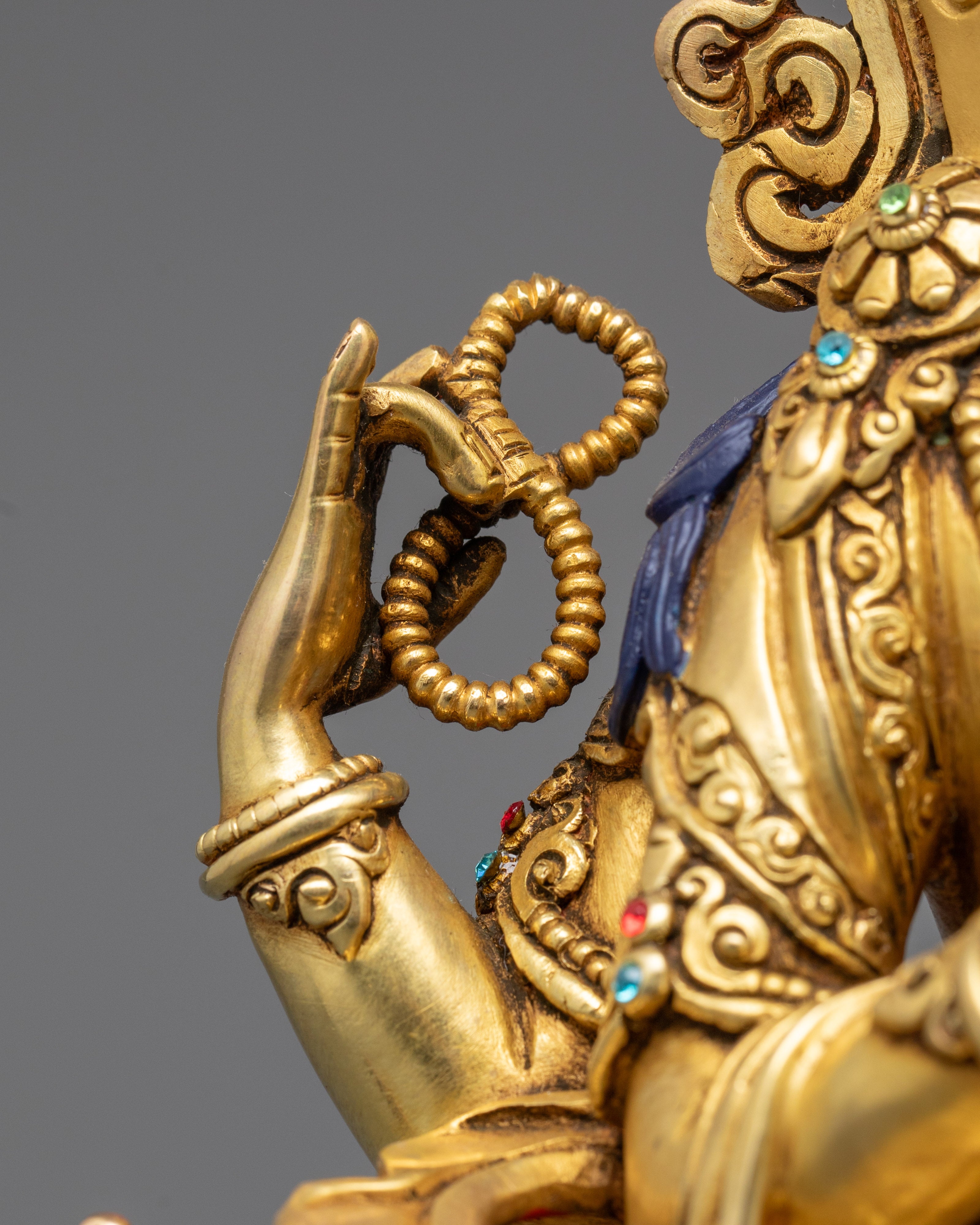 Chenrezig Statue | Multiple‑Armed Compassion Icon