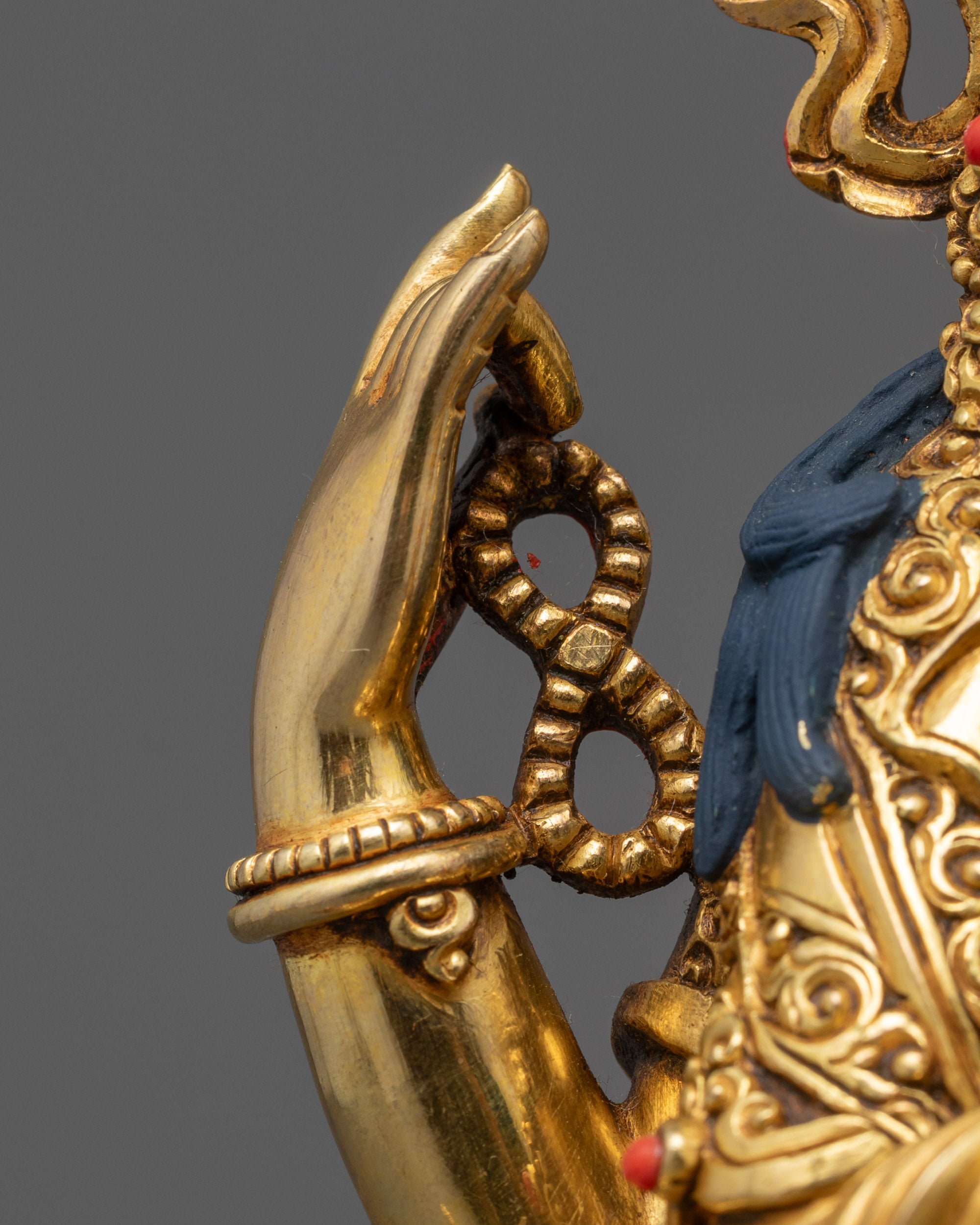 Chenrezig Statue | Handcrafted Copper Sculpture with Fine Detail