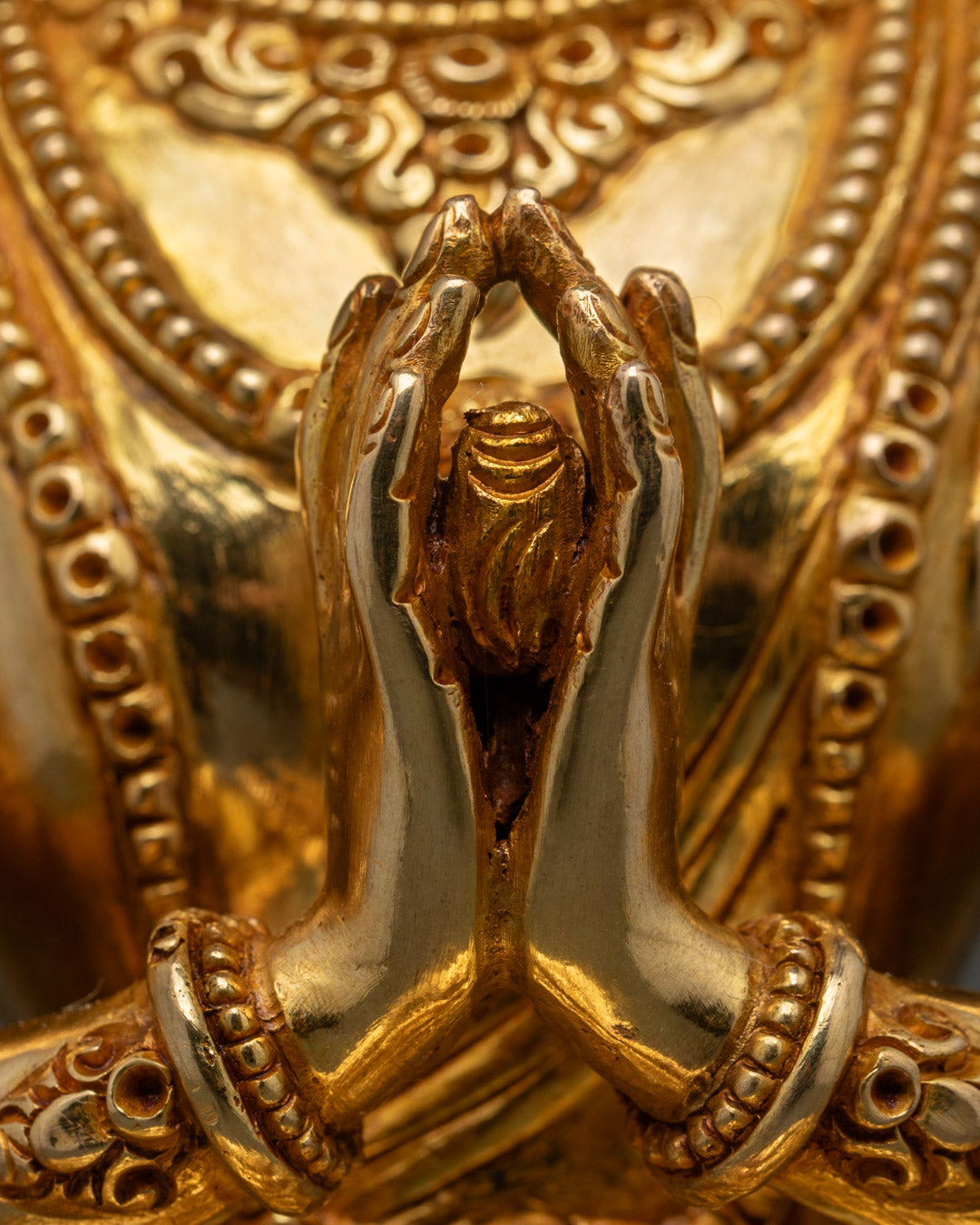 Chenrezig (Avalokiteshvara) Statue | Traditional Buddhist Art