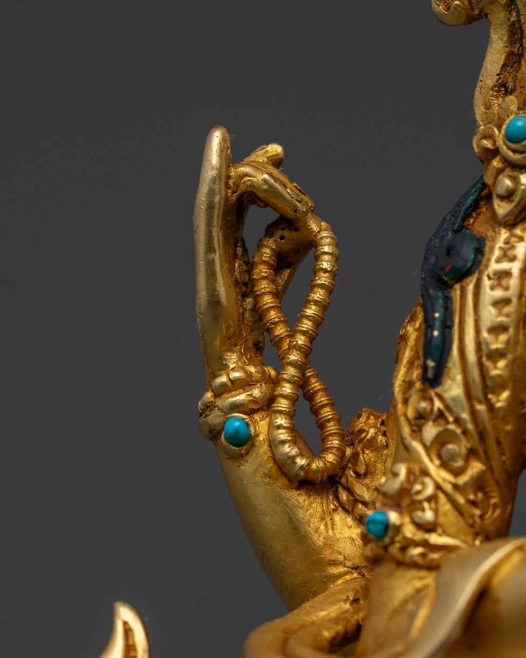 Chenrezig Statue | Hand-Crafted Traditional Artwork of Nepal