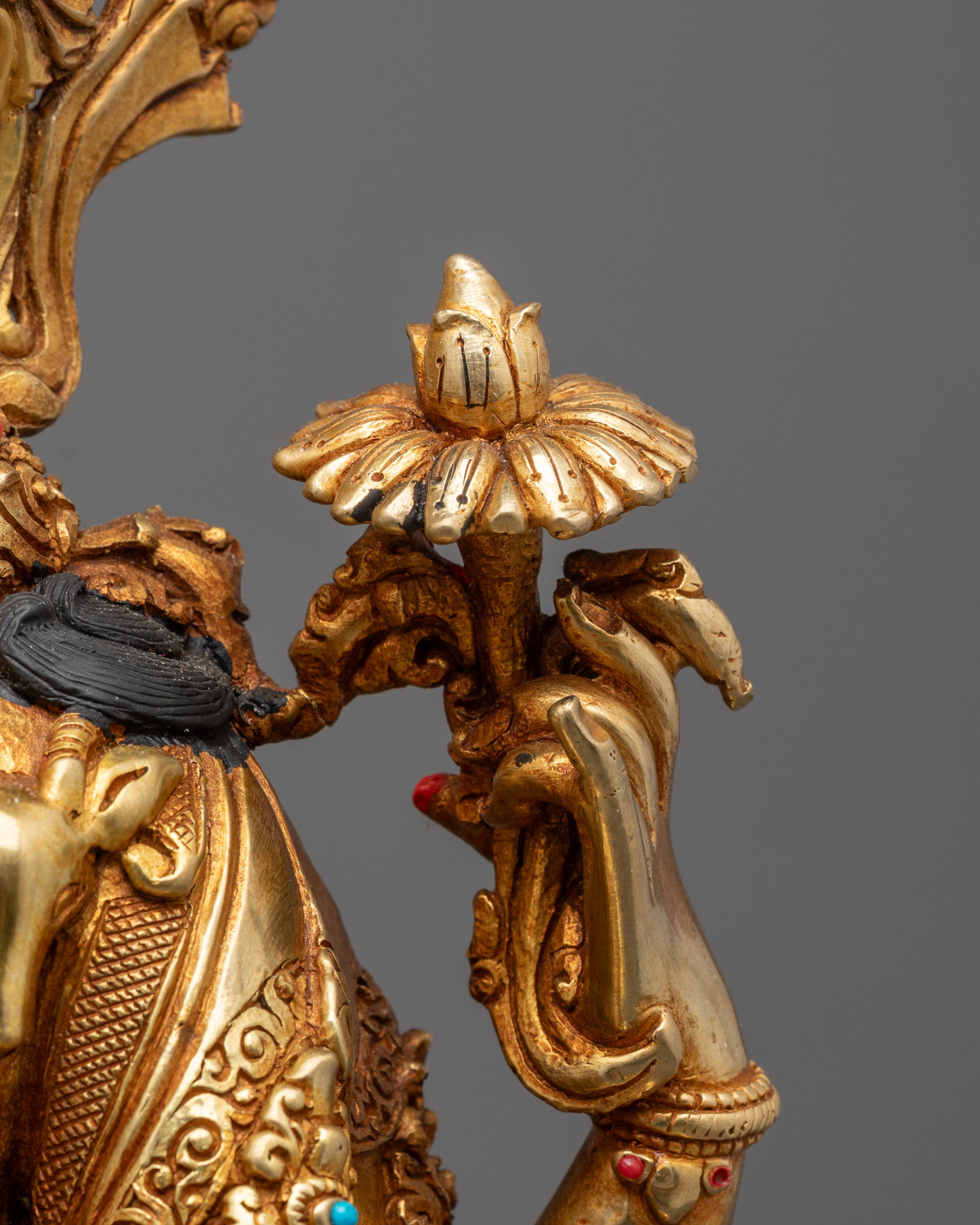 Sacred Four-Armed Chenrezig Sculpture | Divine Symbol of Mercy