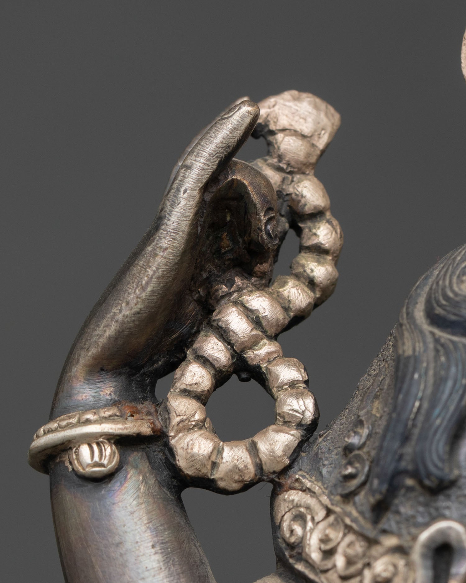 Chenrezig Statue – Handmade Himalayan Art of Compassion
