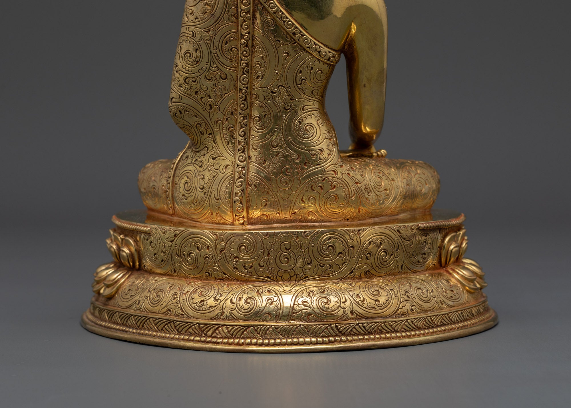 Crown Shakyamuni Buddha Statue | 24K Gold-Gilded Sculpture