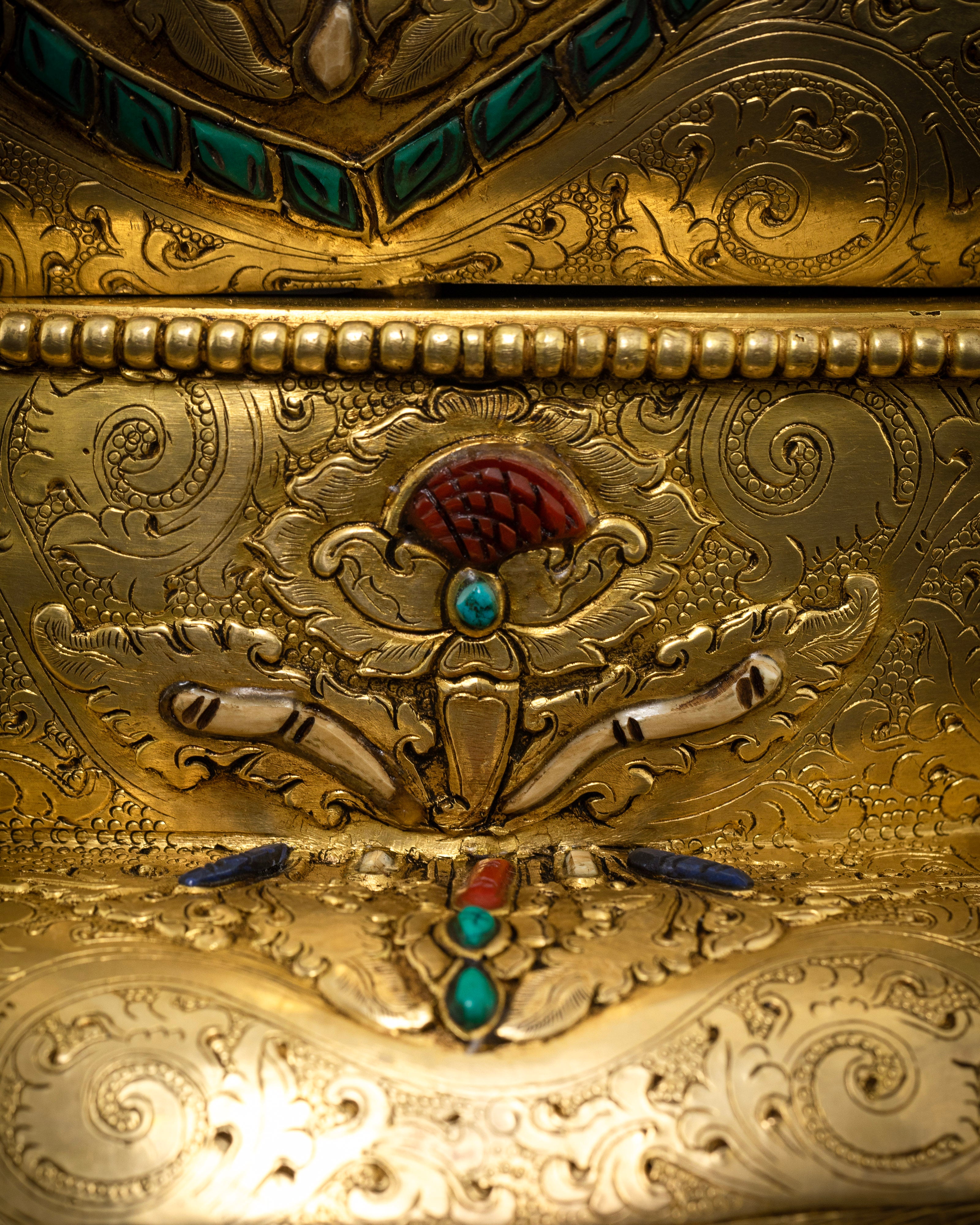 Jambhala: The Tranquil Bearer of Prosperity