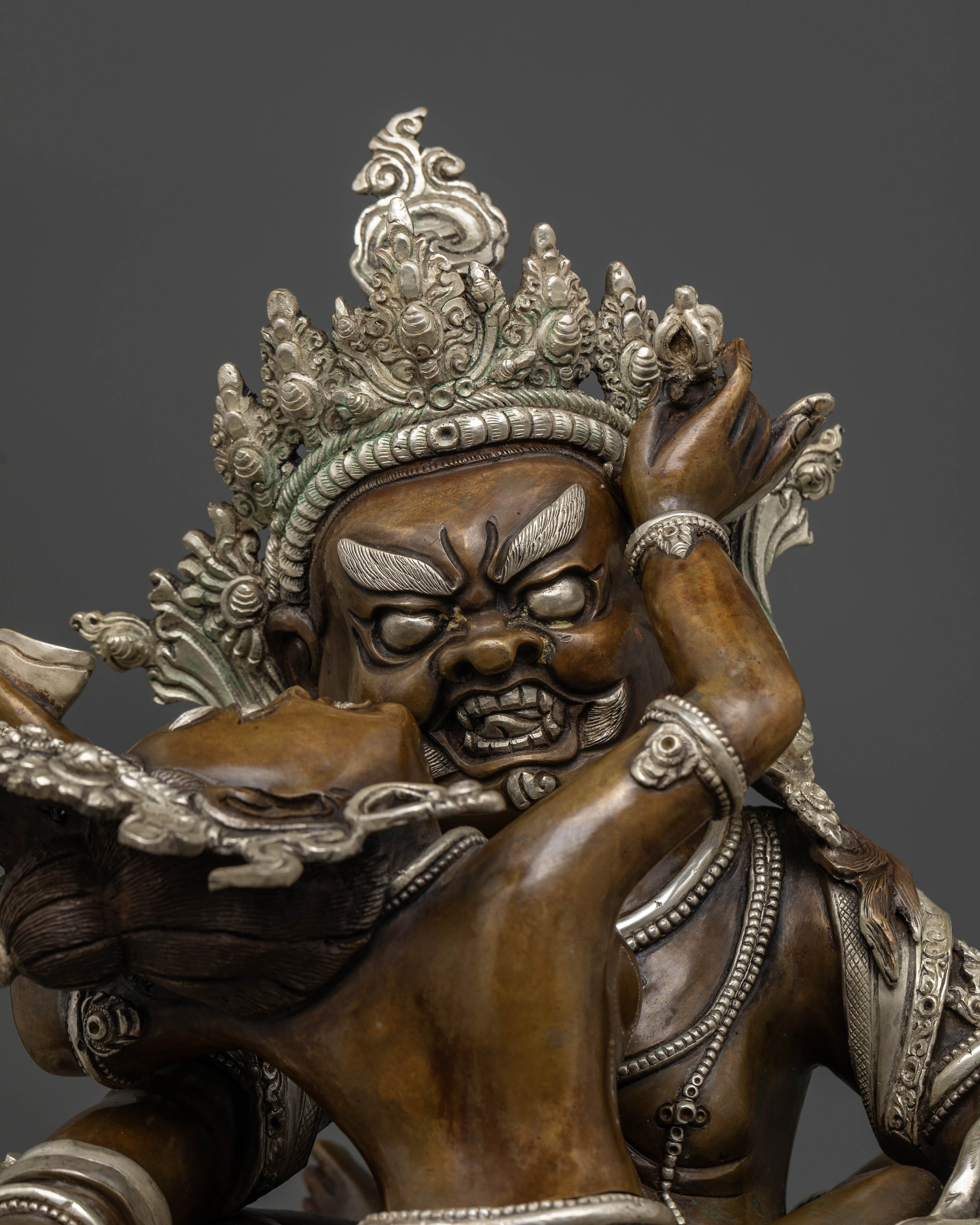 Green Dzambhala with Consort Statue: Symbol of Prosperity and Harmony