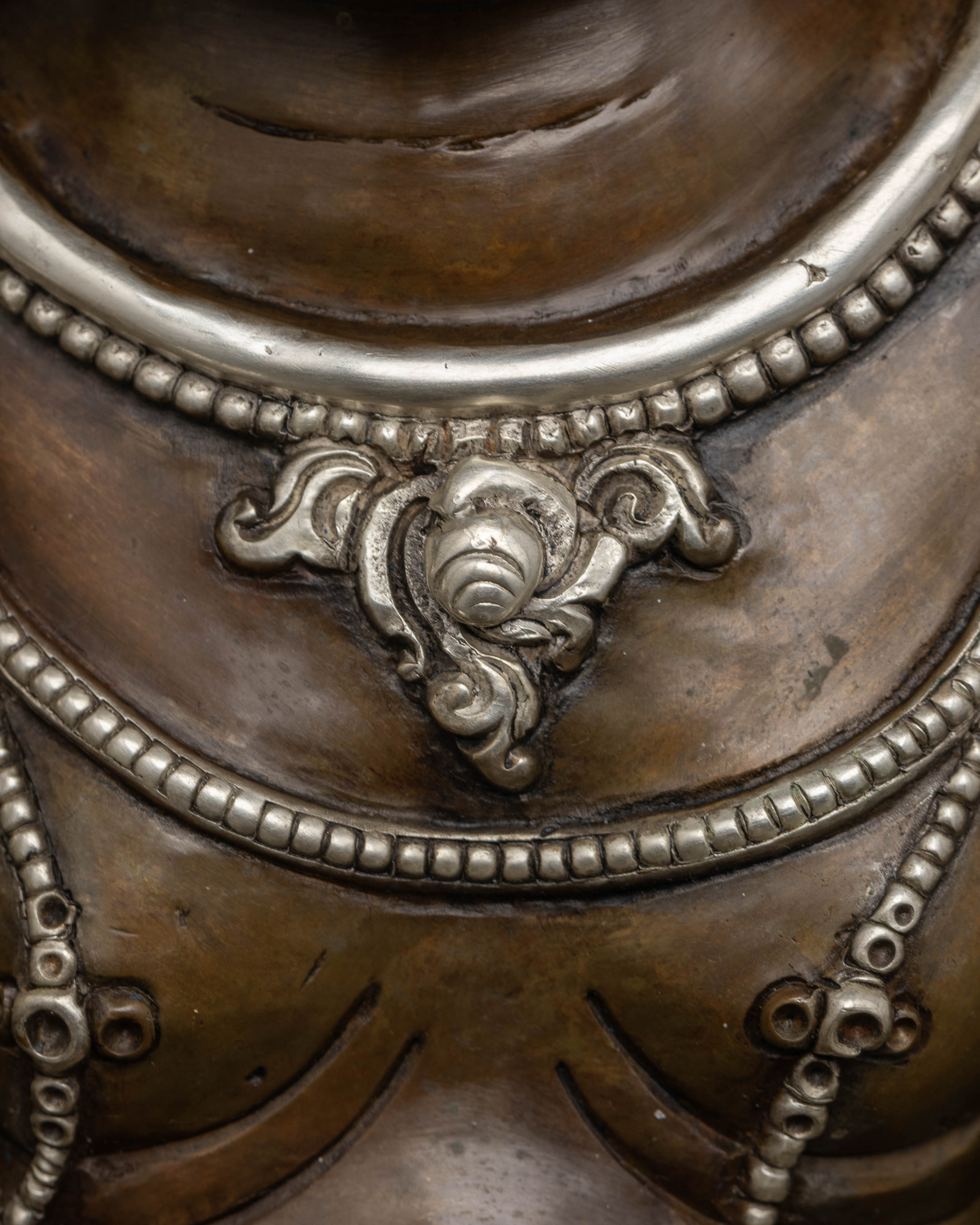 Green Dzambhala with Consort Statue: Symbol of Prosperity and Harmony