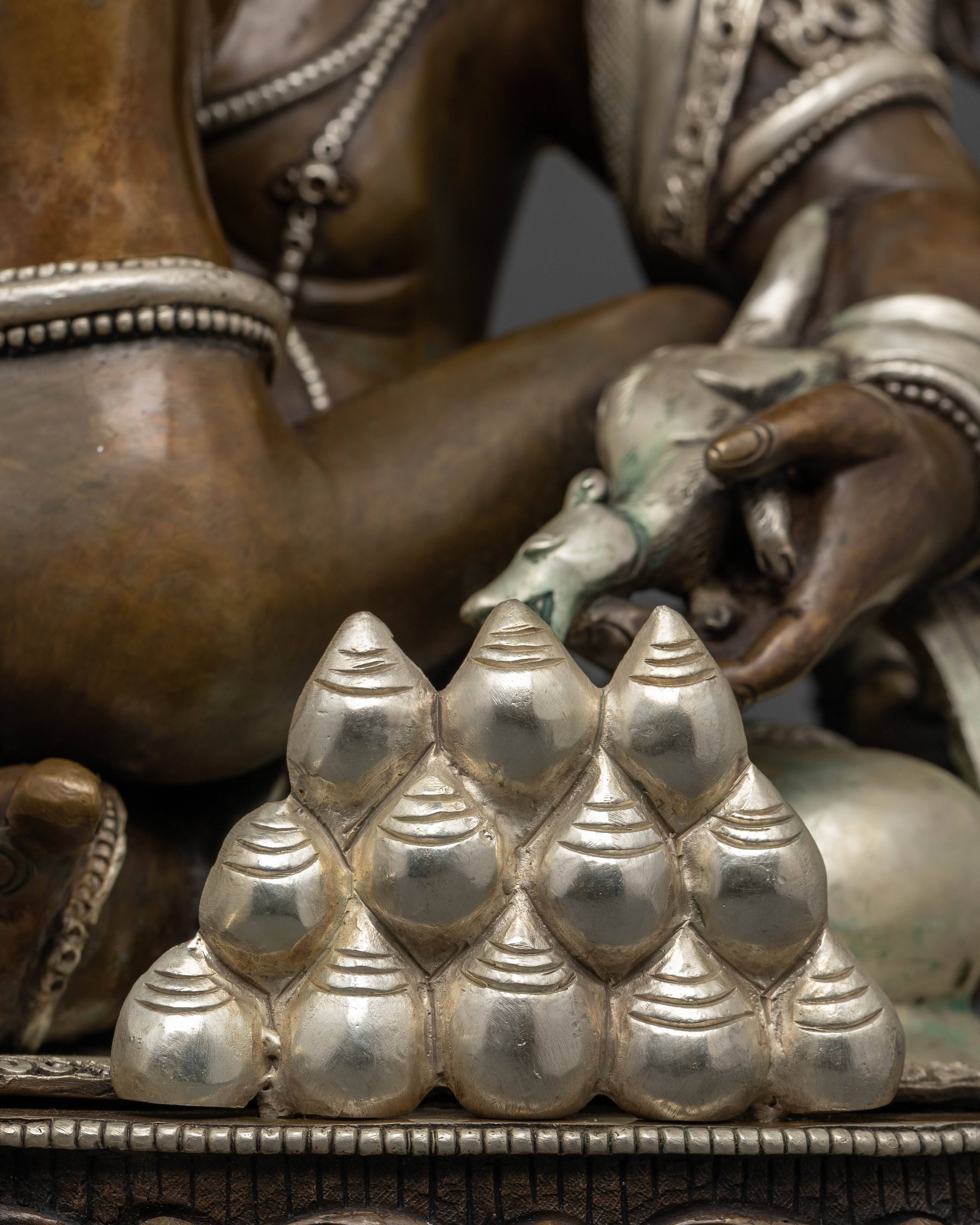 Green Dzambhala with Consort Statue: Symbol of Prosperity and Harmony