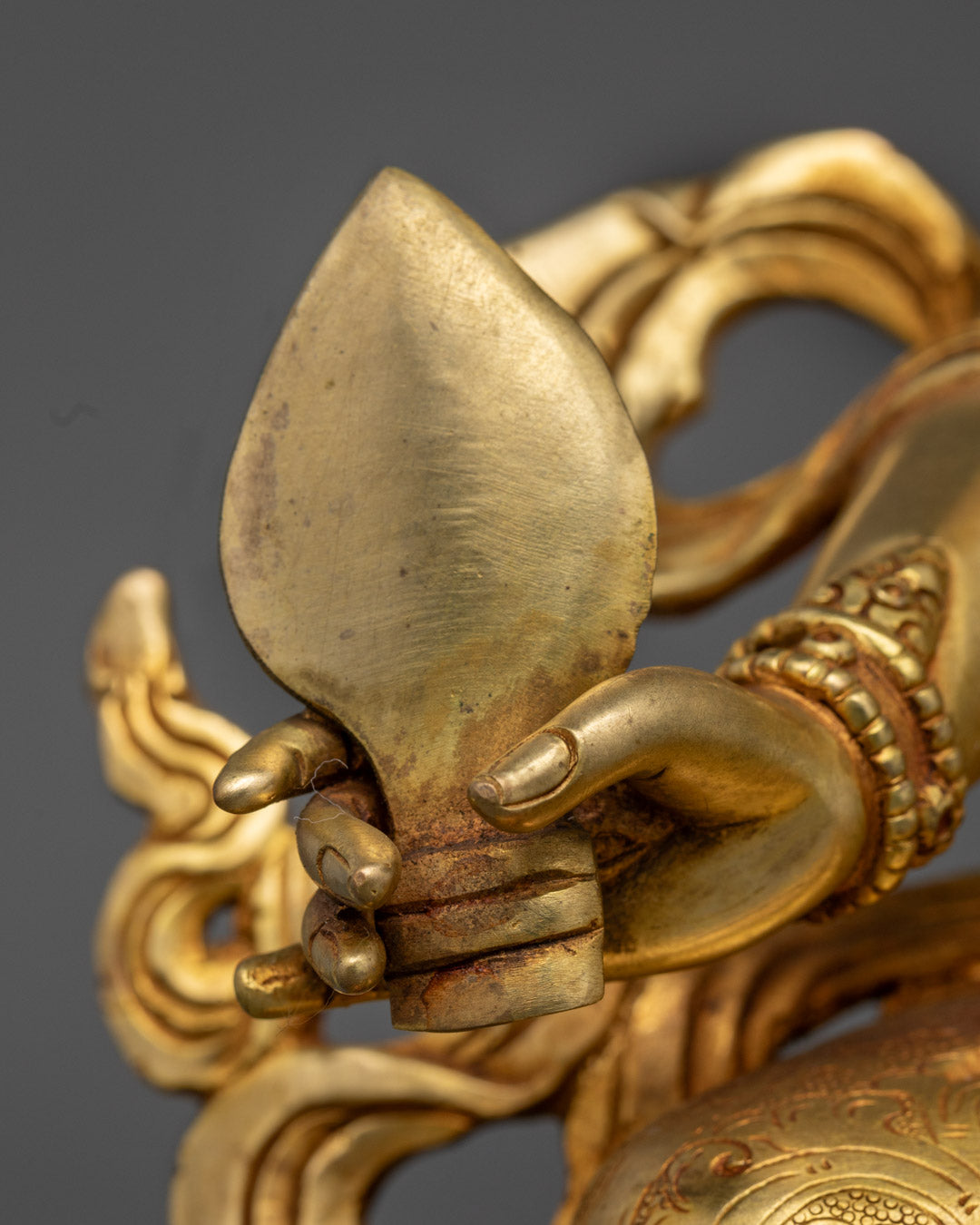 Authentic Dukar Statue | Symbol of Peace and Tranquility