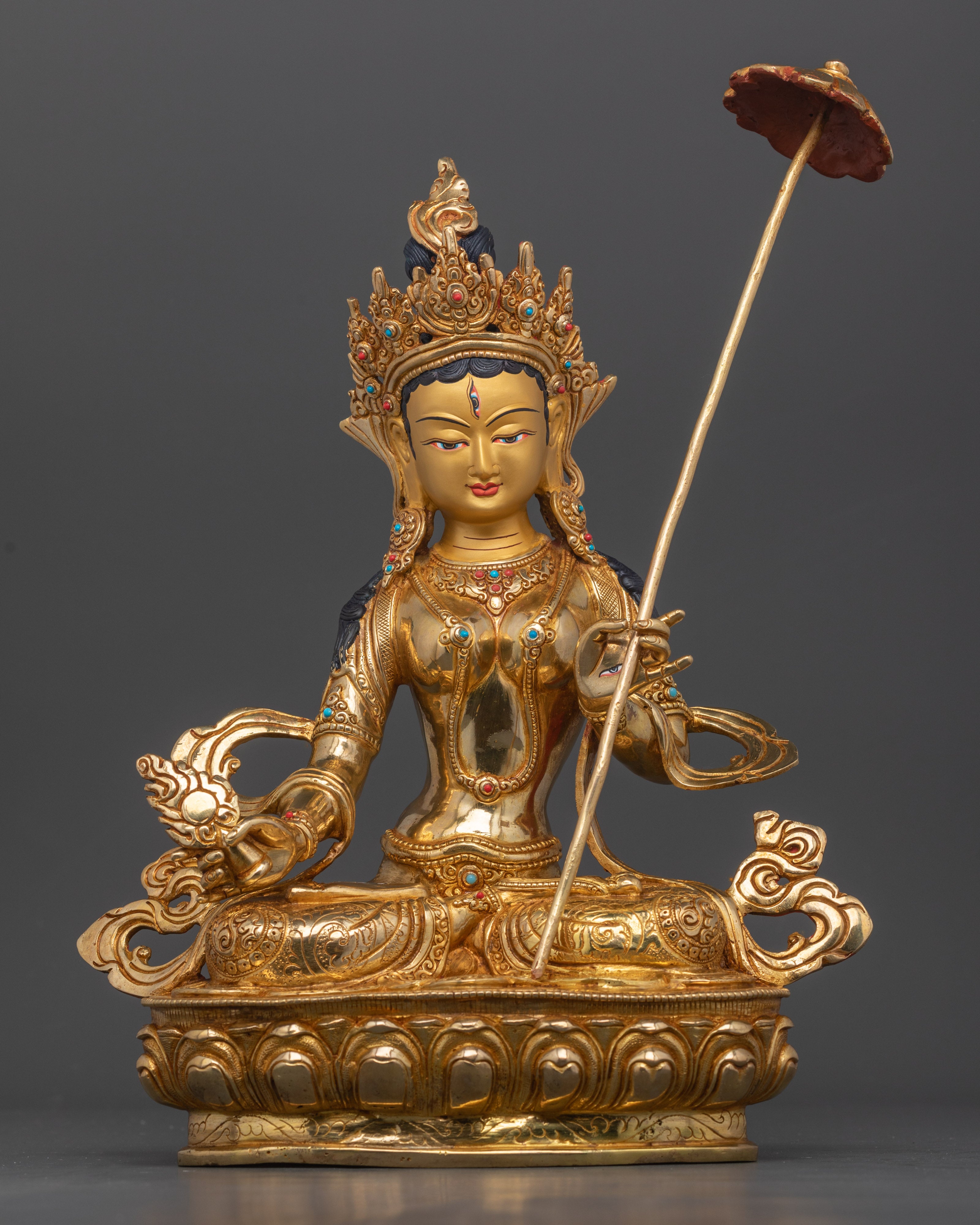 Dukar Sitatapatra statue, handcrafted Nepalese protector deity with 24K gold face