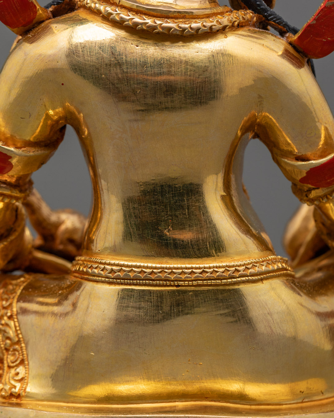 Traditional Dzambhala Sculpture | Ancient Tibetan Wealth Protector