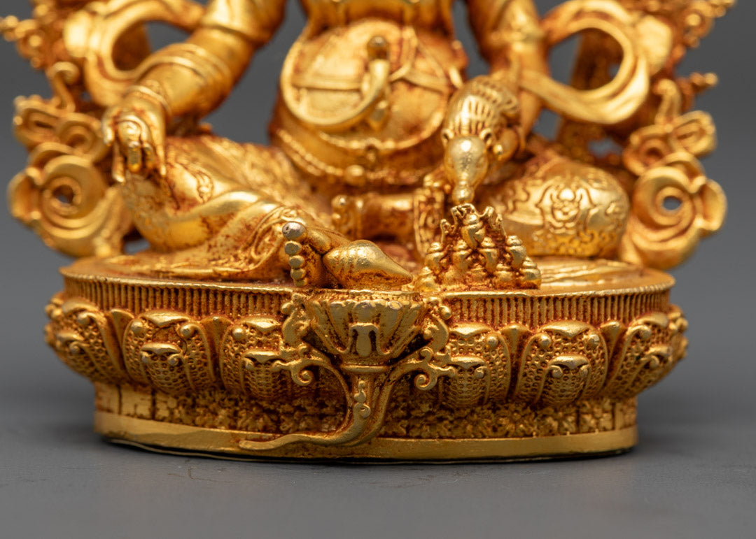 Buddhist Dzambhala Statue | The Tibetan God of Wealth