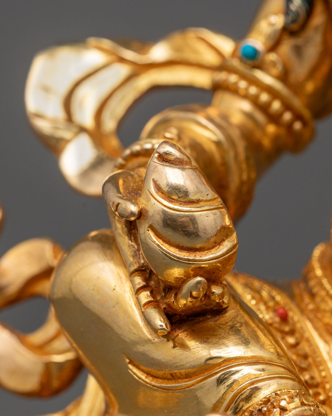 Traditional Dzambhala Sculpture | Ancient Tibetan Wealth Protector