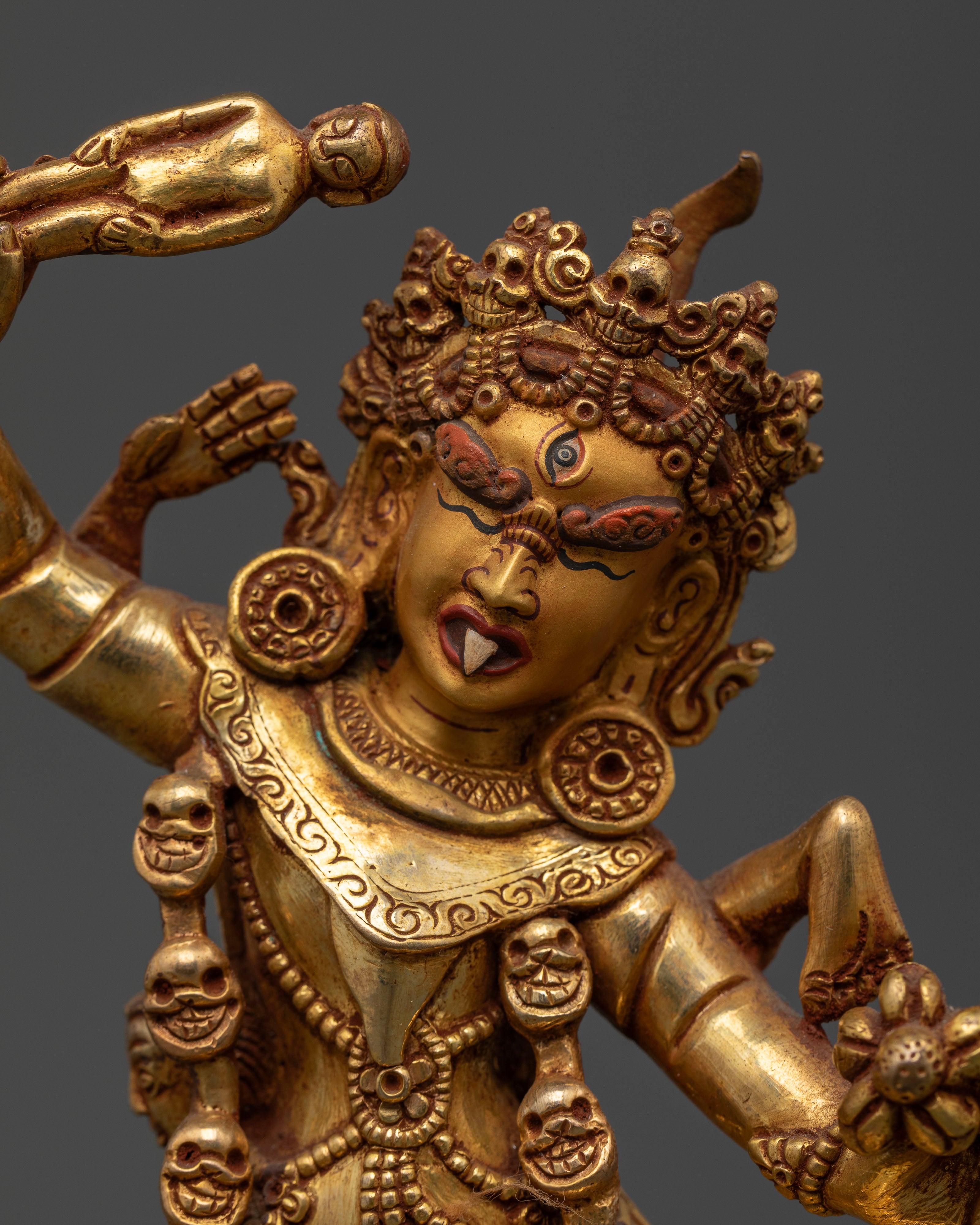Ekajati Statue: Emblem of Fearlessness