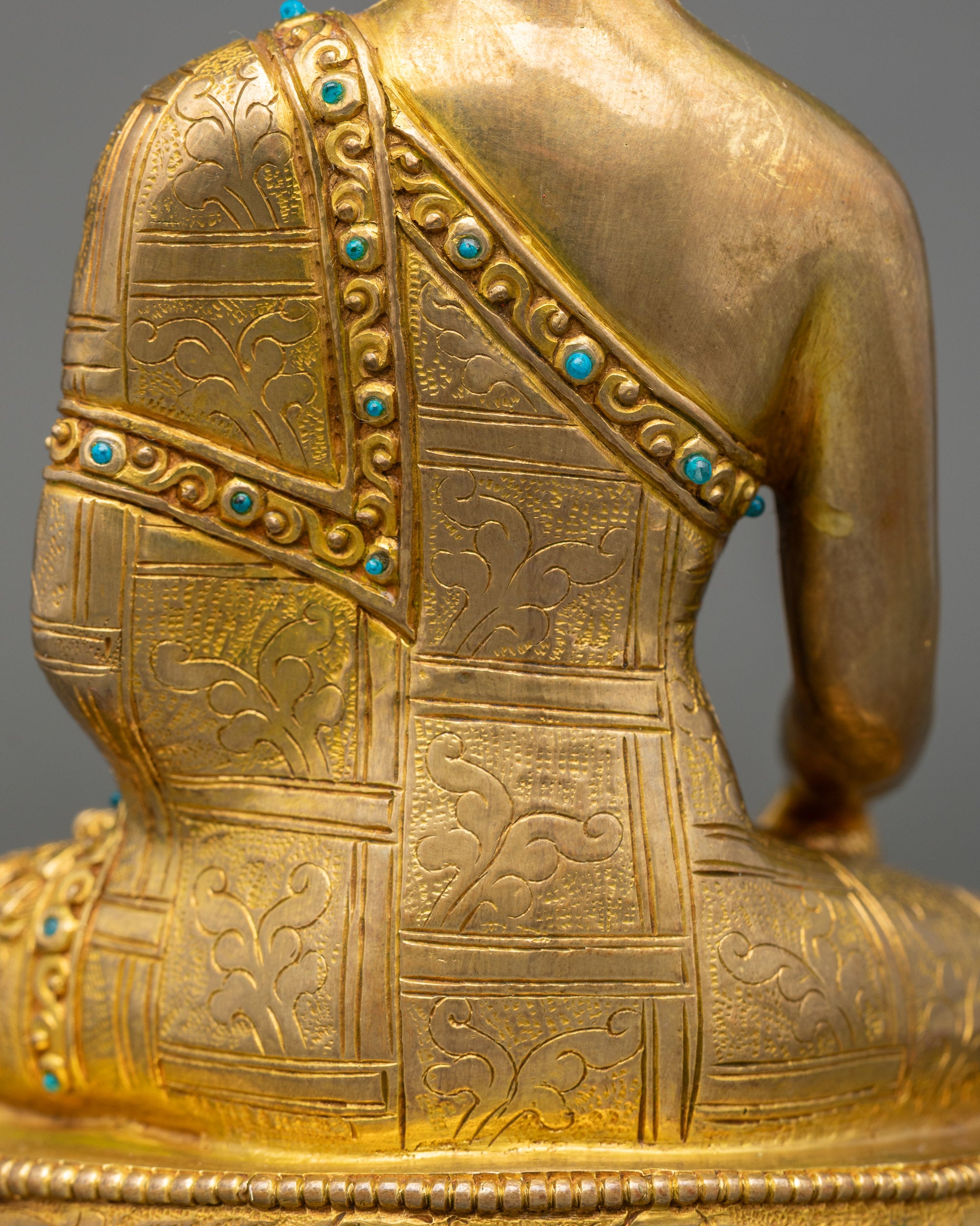 Enlightened Buddha Statue | Traditional Lost Wax Nepalese Craft