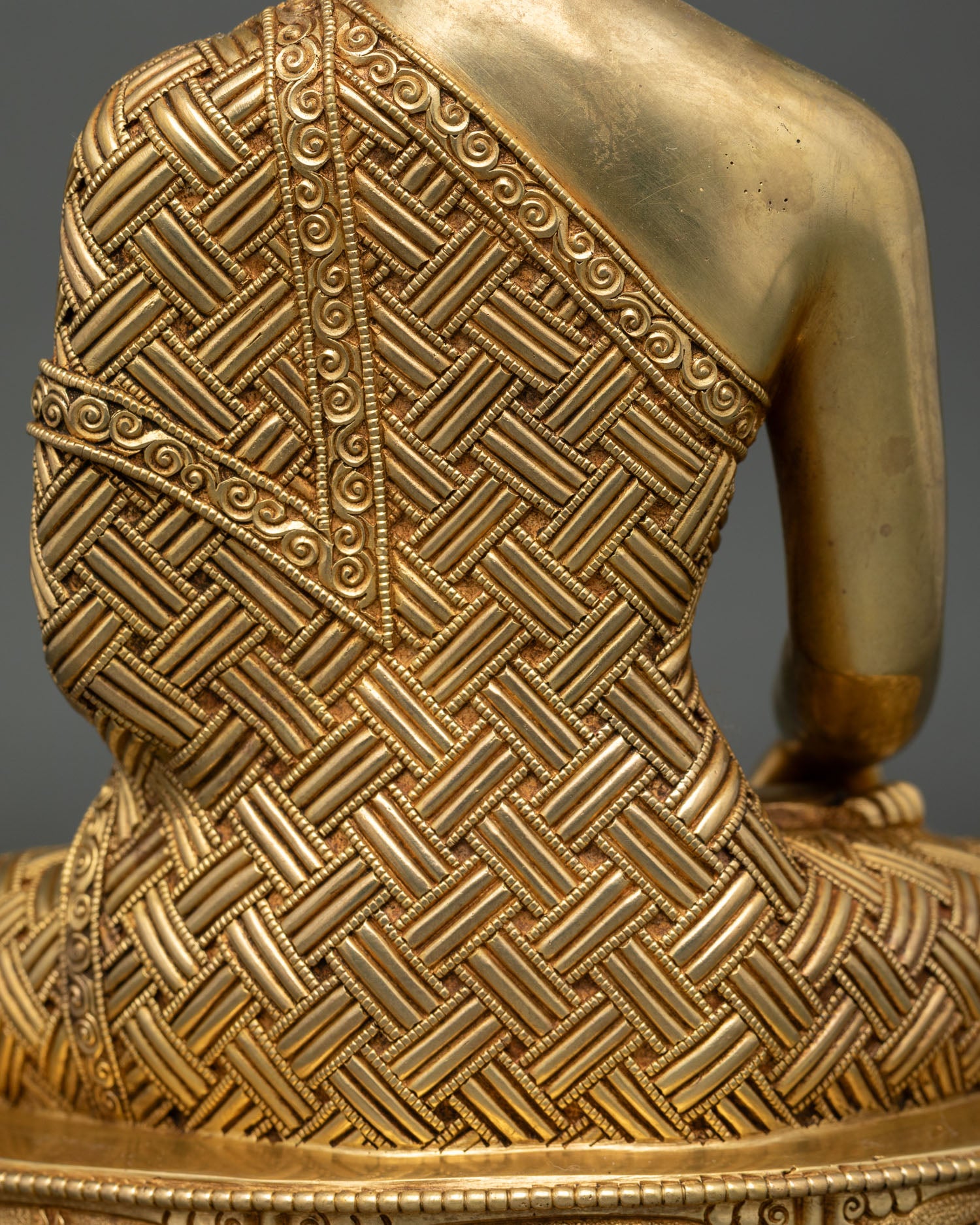 Shakyamuni Buddha Statue | High-Quality Buddhist Figurine