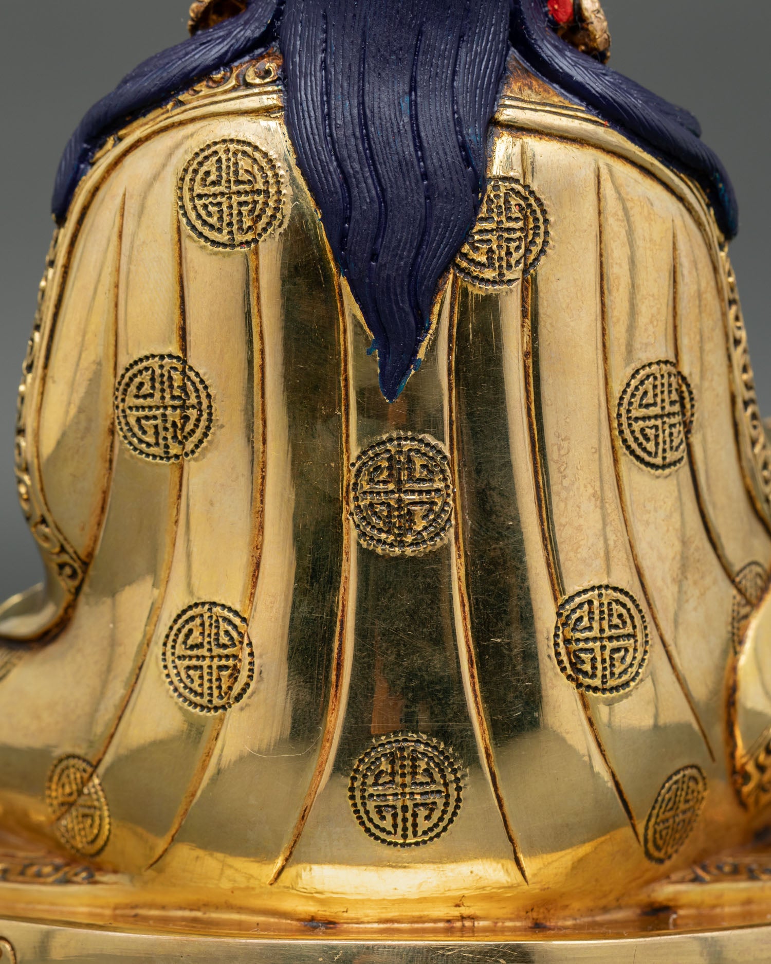 Guru Rinpoche Statue | Buddhist Hand-Carved Zen Decor