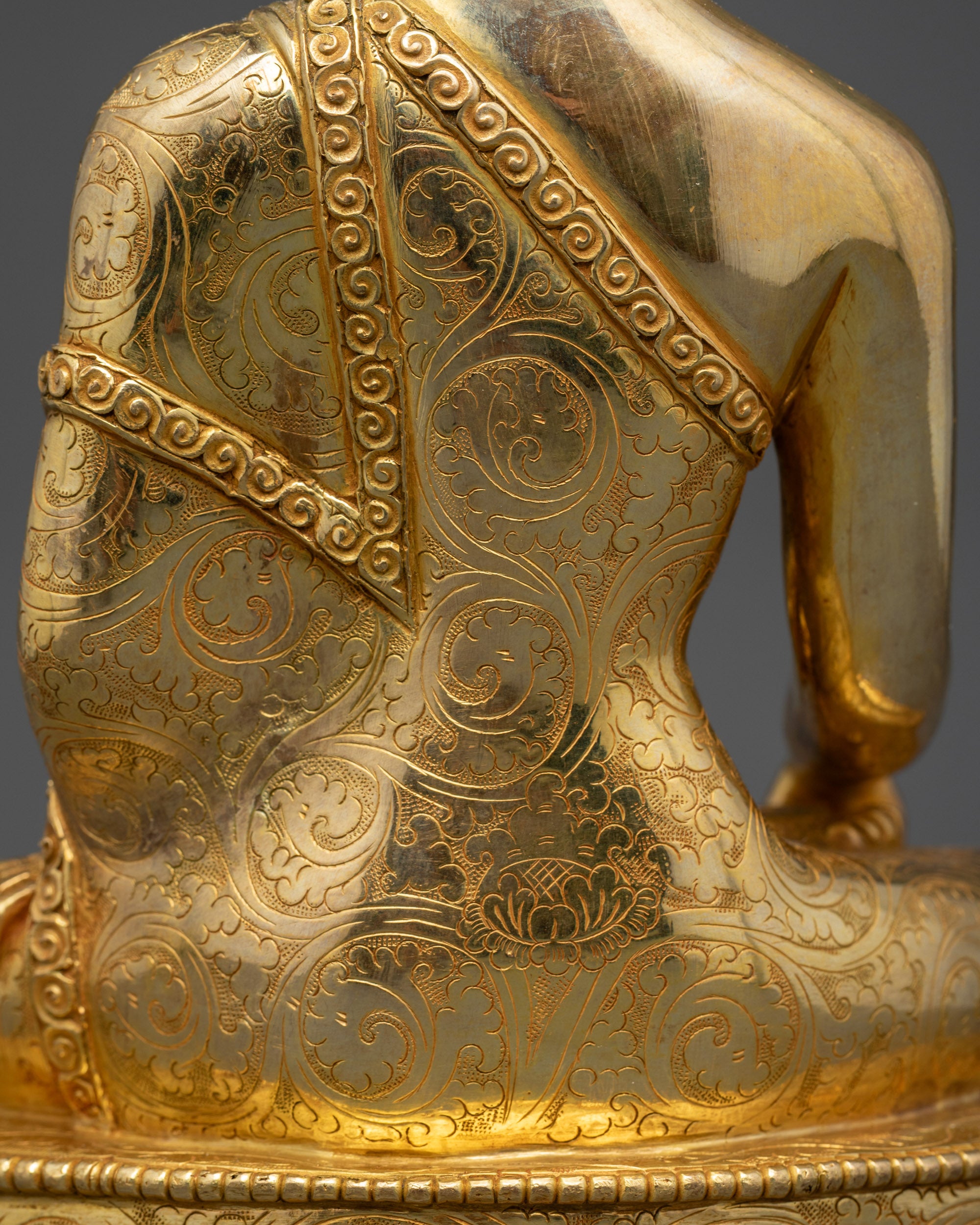 Shakyamuni Buddha Statue