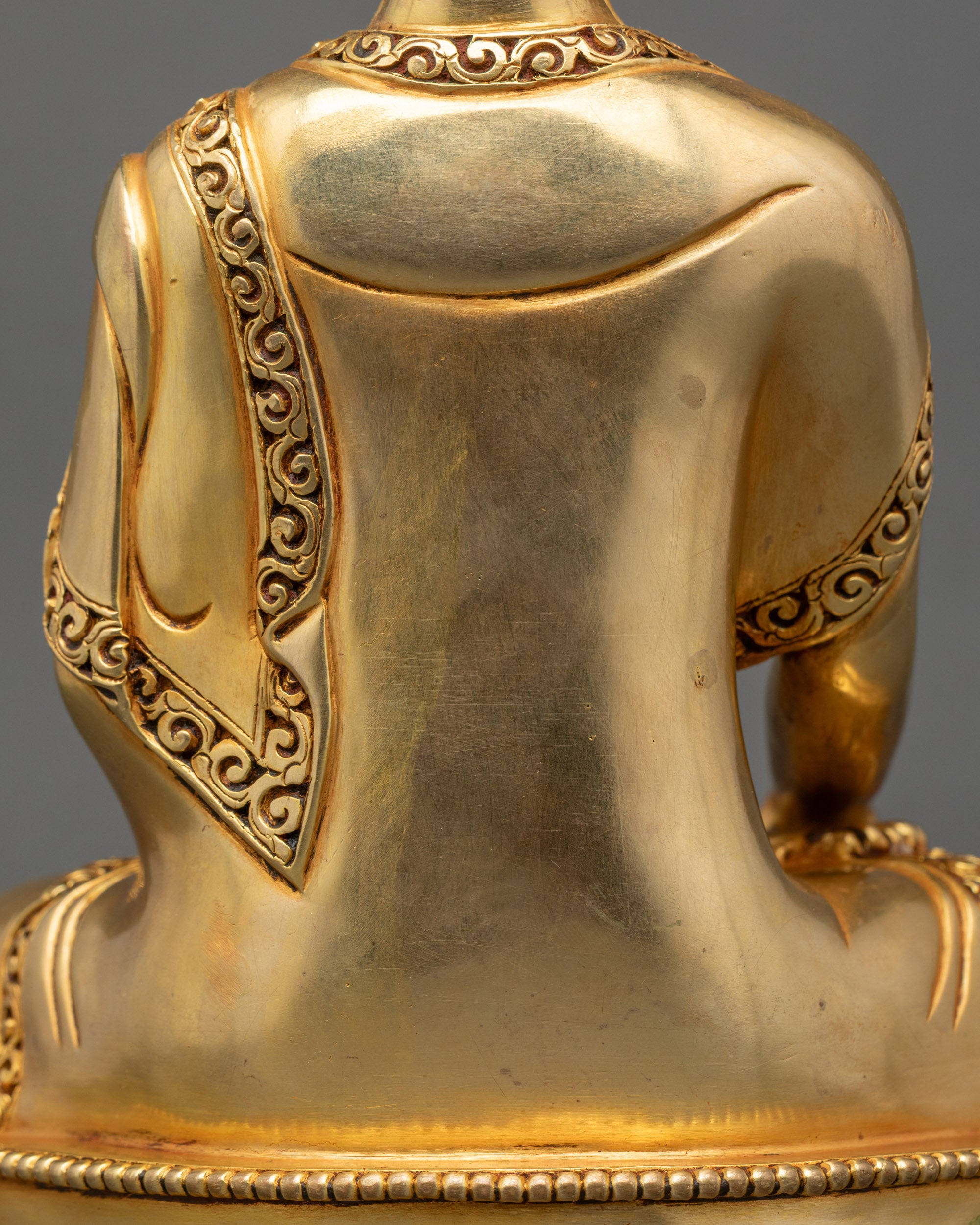 Golden Shakyamuni Buddha Statue for Awakening and Inner Peace