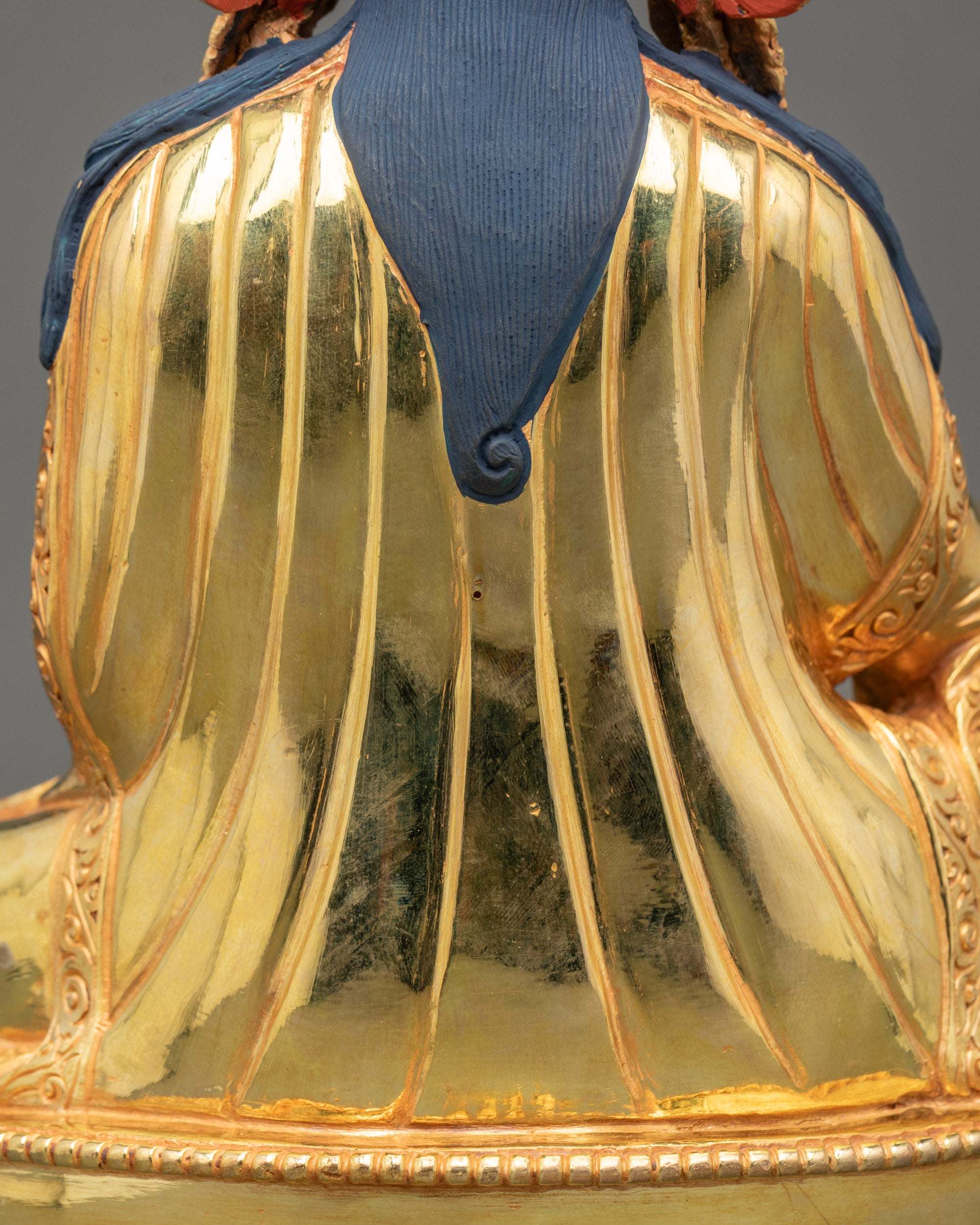 Guru Rinpoche Statue