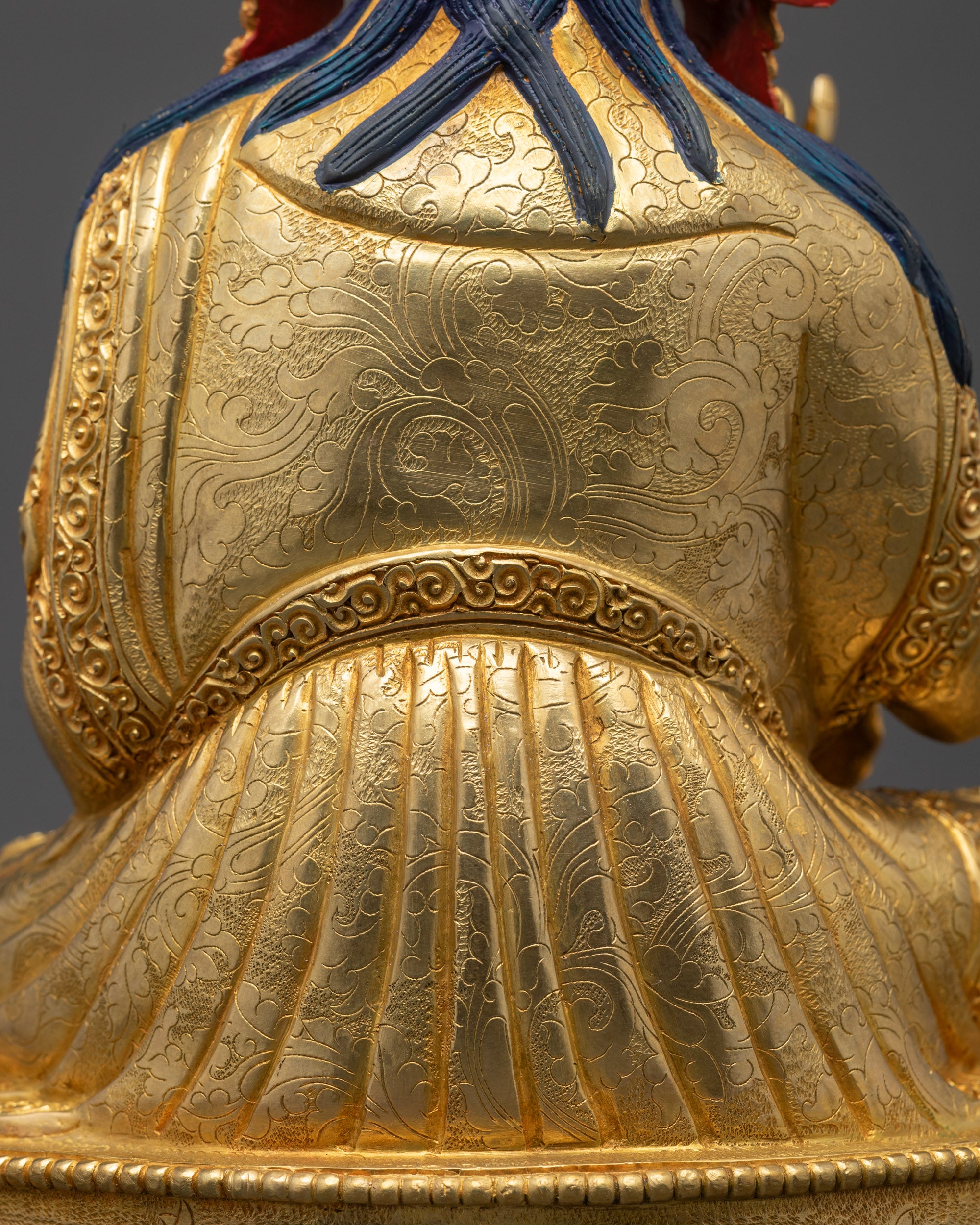 Guru Rinpoche Statue