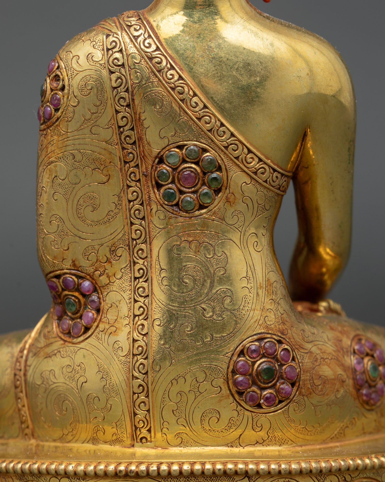 Shakyamuni Buddha Statue – Timeless Spiritual Decoration