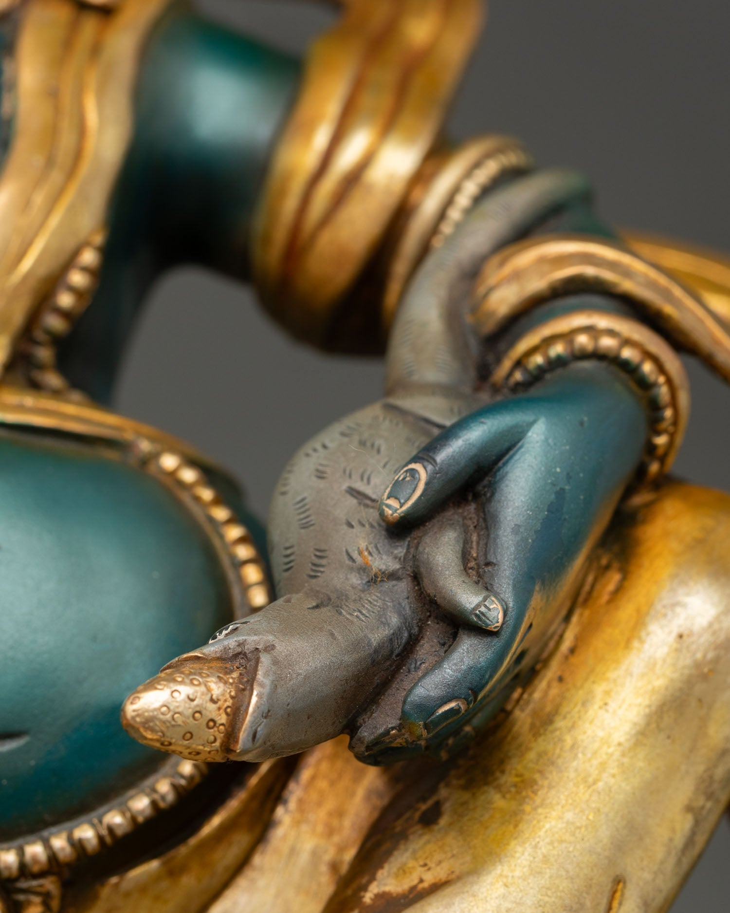 Namtoshe Statue | Hand-Painted Himalayan Craftsmanship