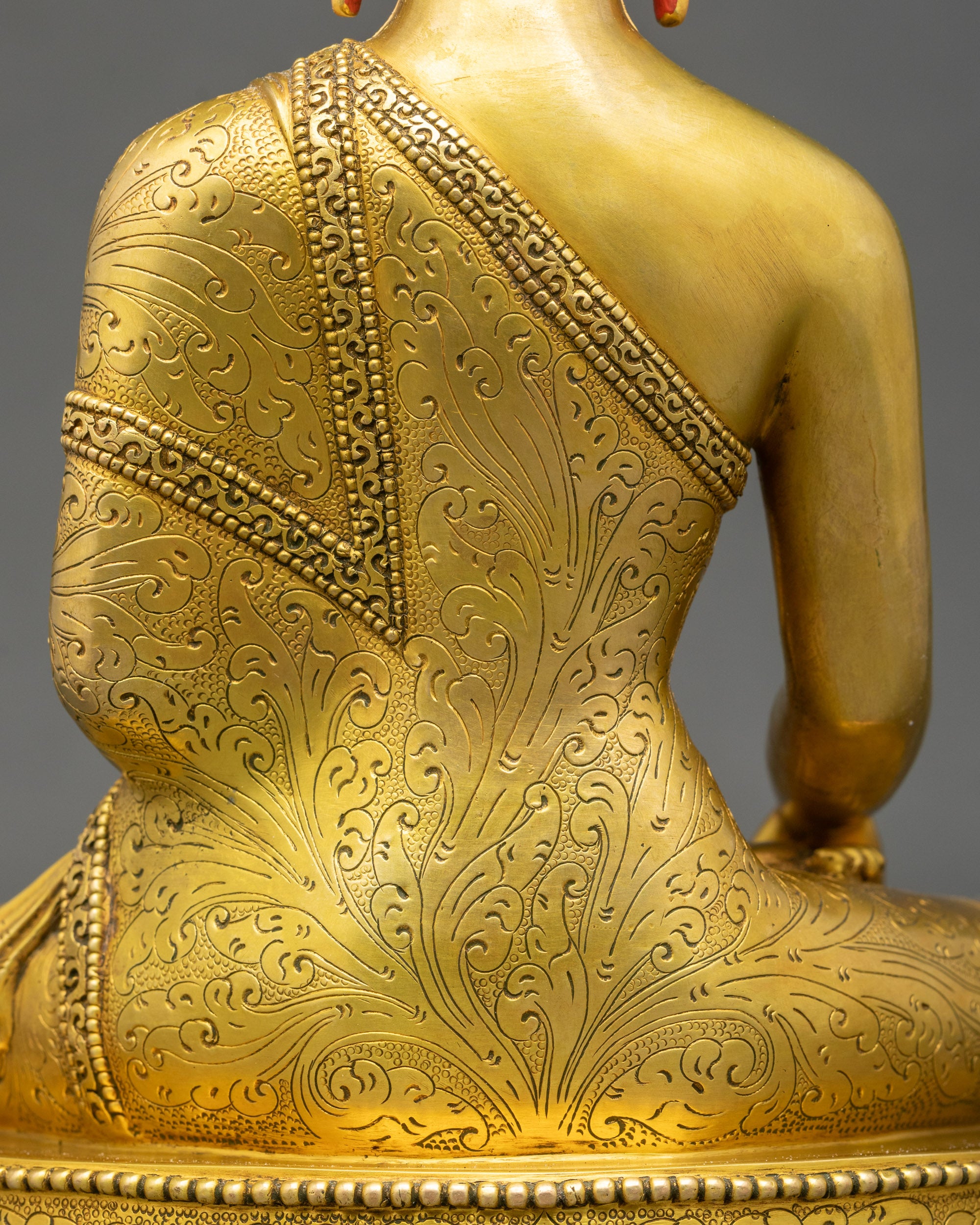 Premium Shakyamuni Buddha Statue | Embodiment of Enlightenment