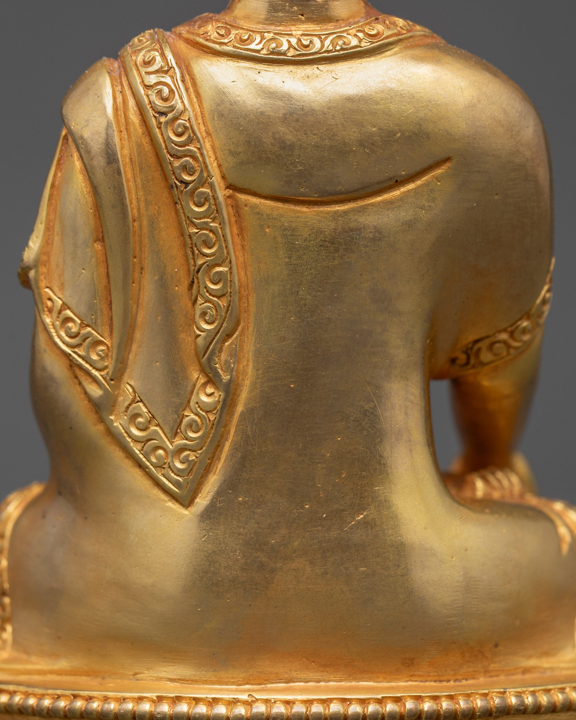 Buddha Shakyamuni Statue