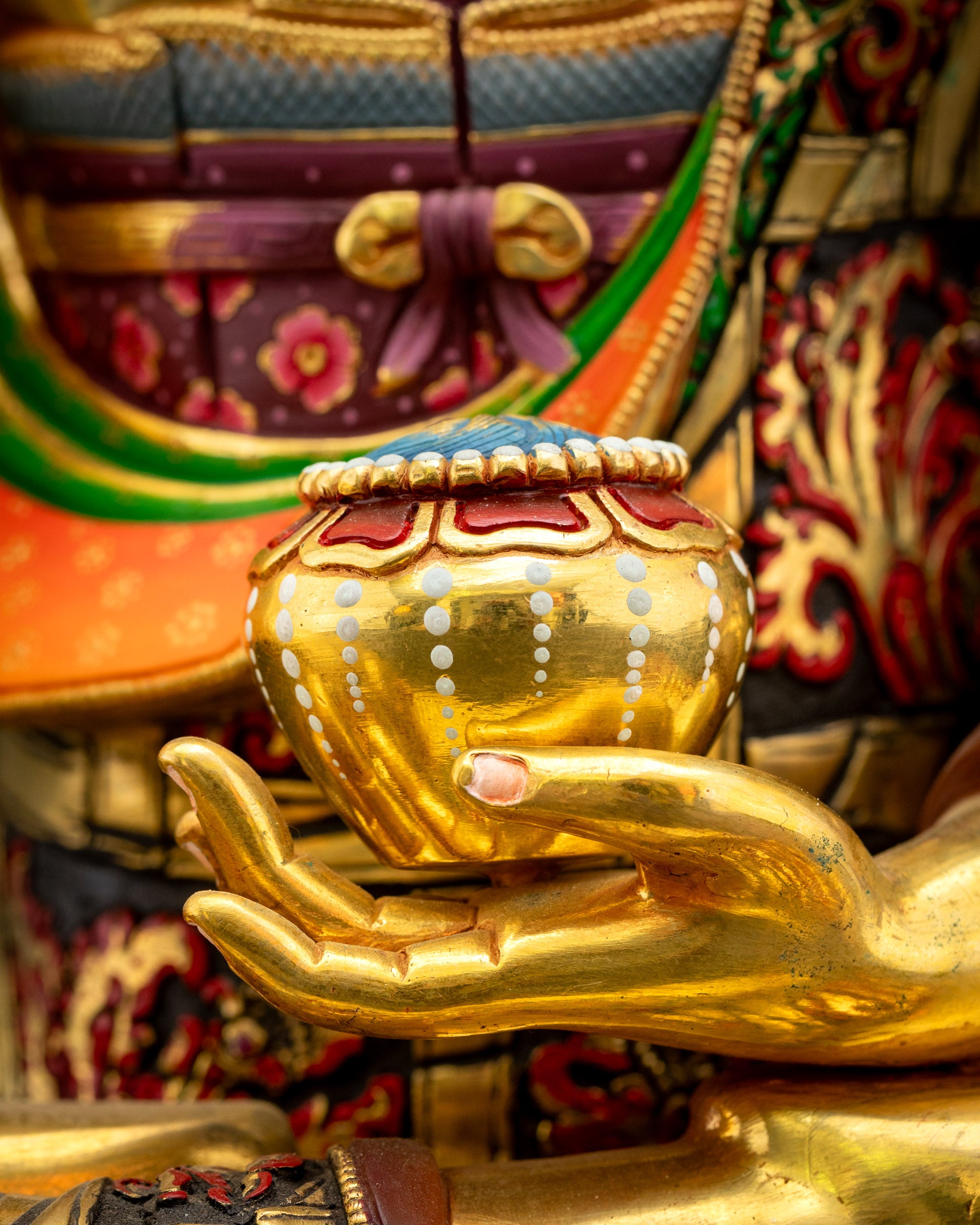 Shakyamuni Buddha Sculpture | Radiate Wisdom and Enlightenment