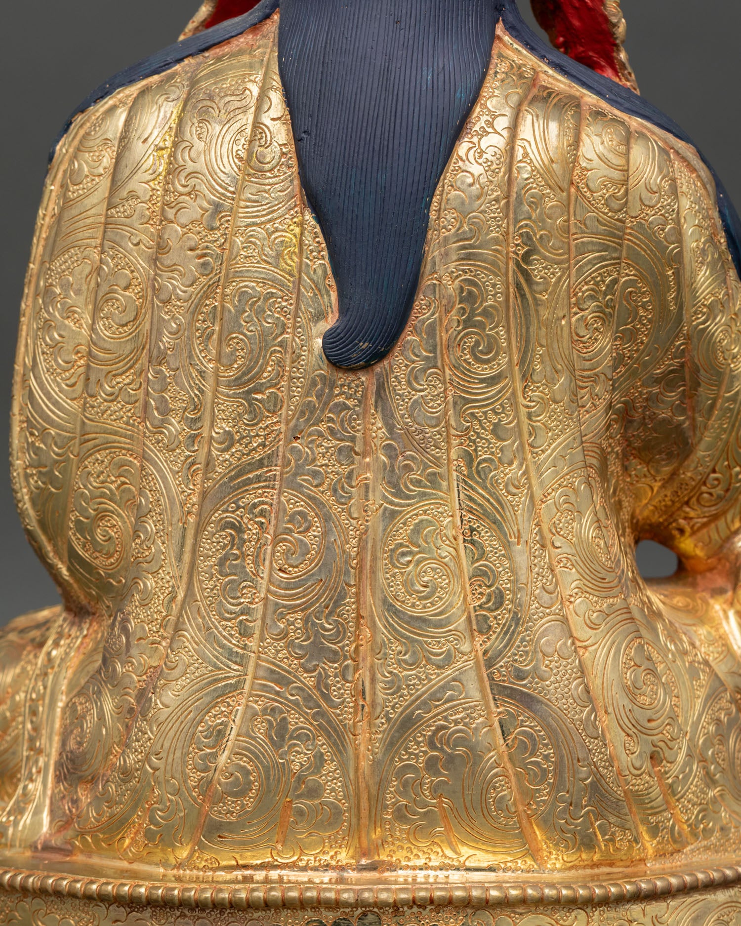 Guru Rinpoche Statue