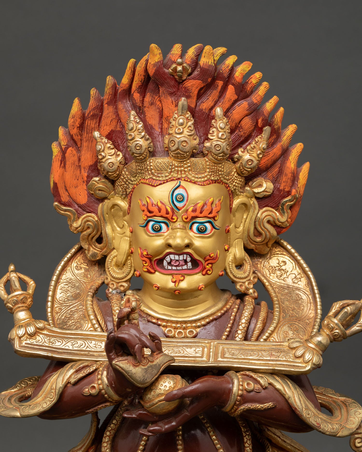 Shakya Mahakala Statue – Tibetan Buddhist Religious Artwork